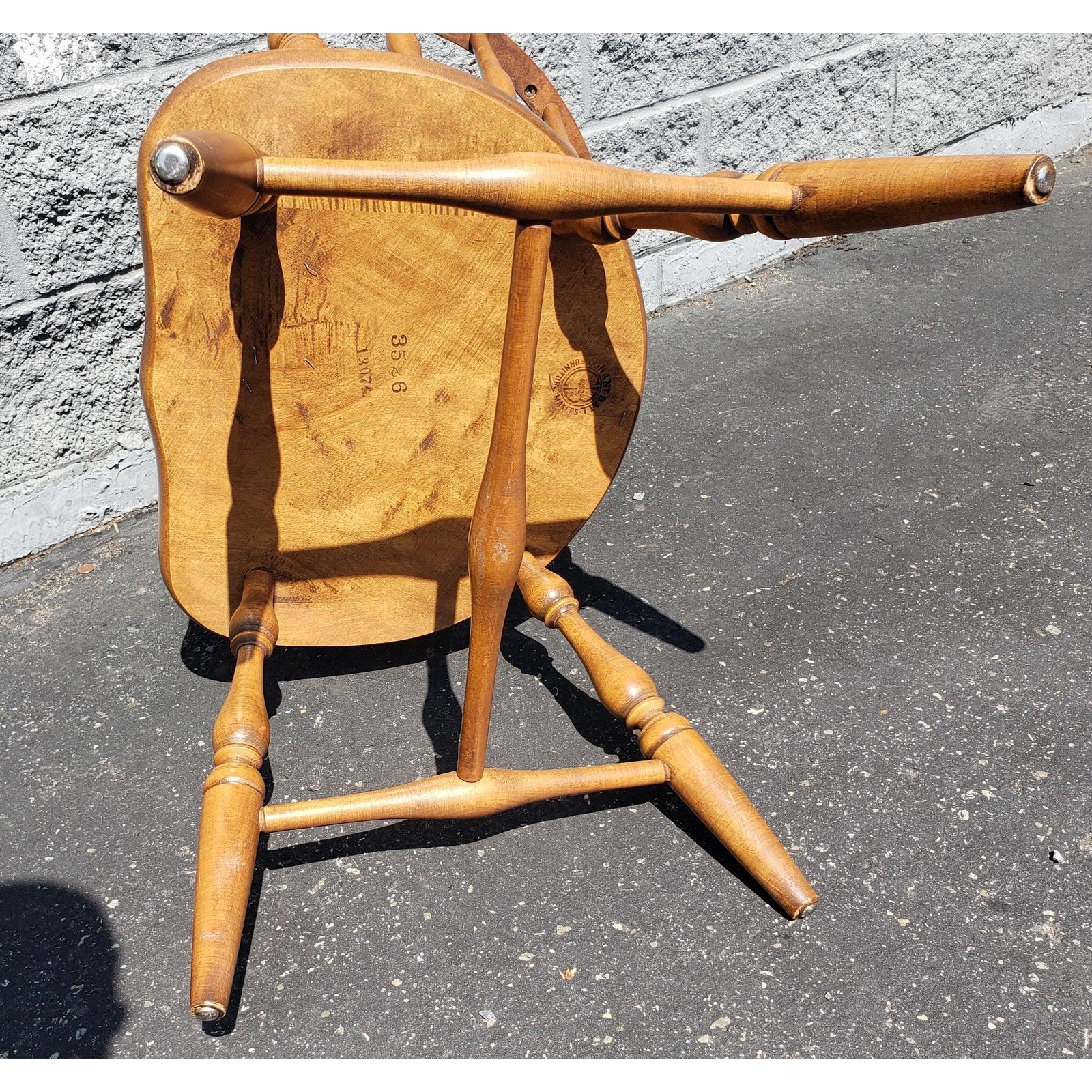 Appliqué Vintage Conant Ball Low Back Bow Back Maple Windsor Spindle Chair For Sale