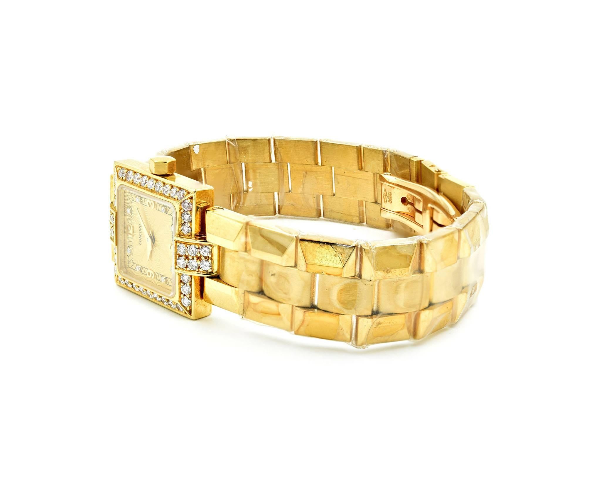 Round Cut Concord Ladies Yellow Gold Diamond Vintage quartz Wristwatch