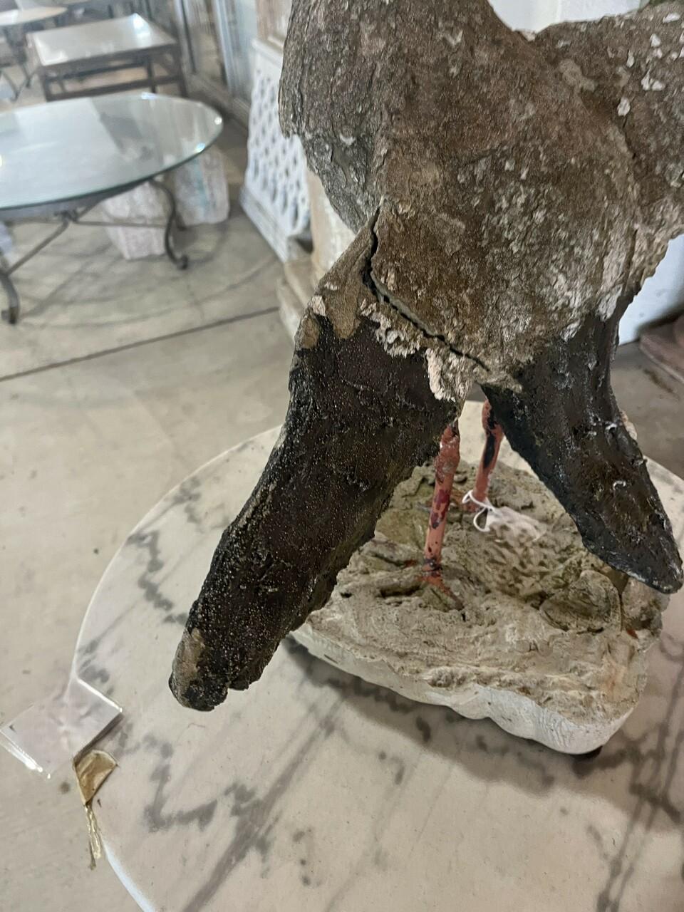 Möwen-Skulptur aus Beton (20. Jahrhundert) im Angebot