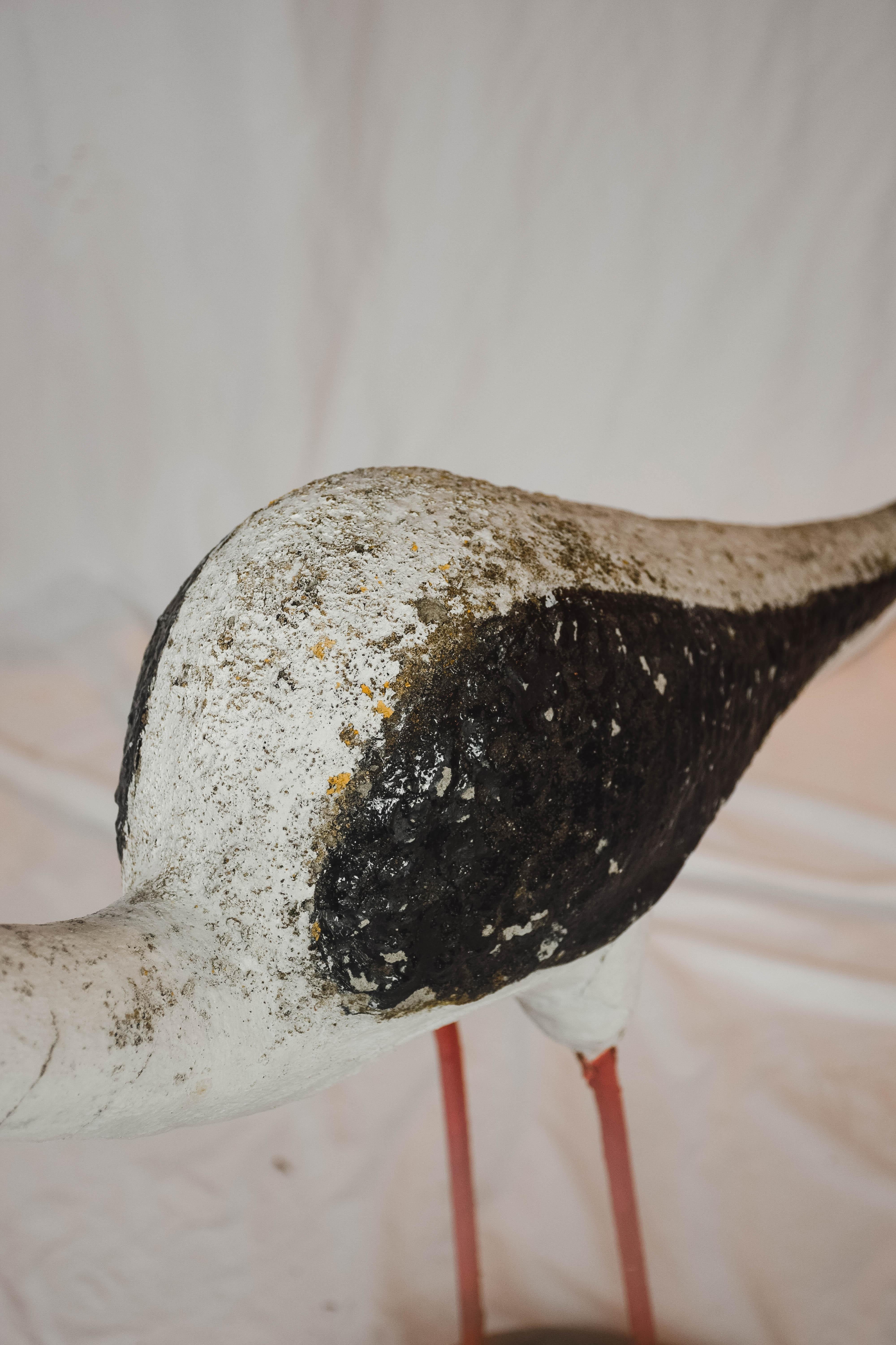 Vintage Concrete Shore Bird on Stand In Good Condition In Houston, TX