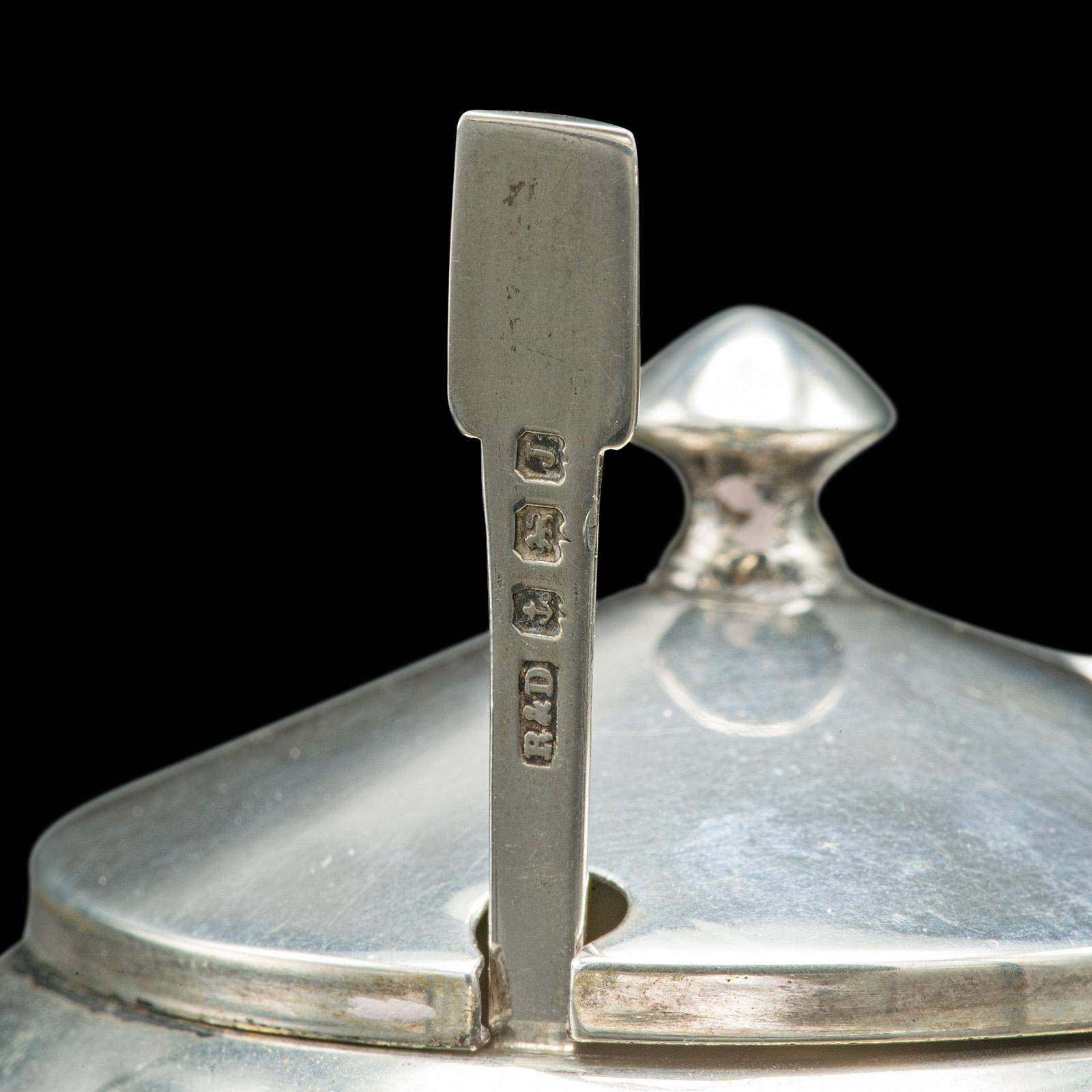 Vintage Condiment Set, English, Silver, Salt, Pepper Shaker, Sauce Pot, Art Deco For Sale 4