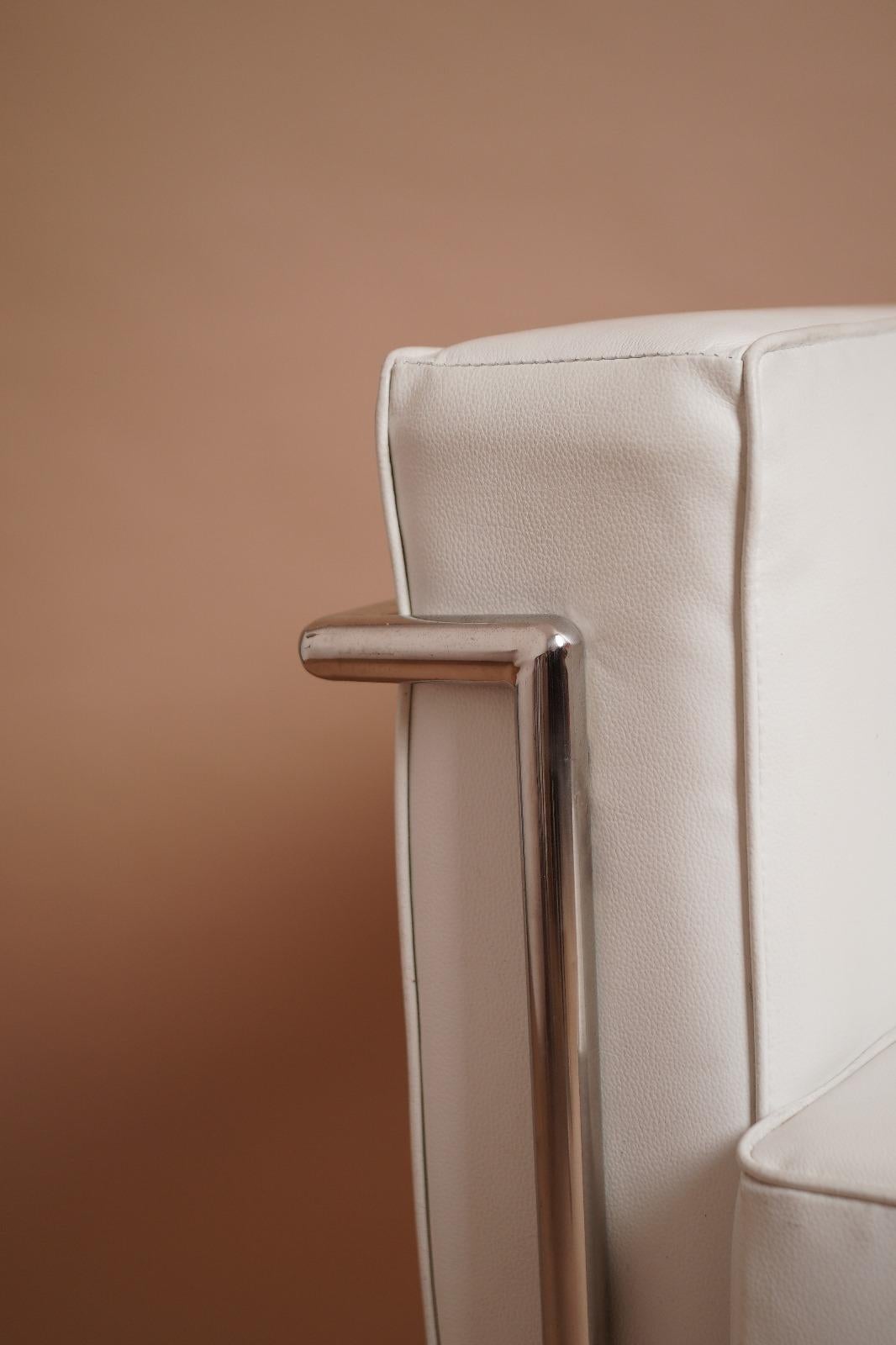 Late 20th Century Vintage Confort Le Corbusier LC2 Longue Chair Italy 1970s For Sale