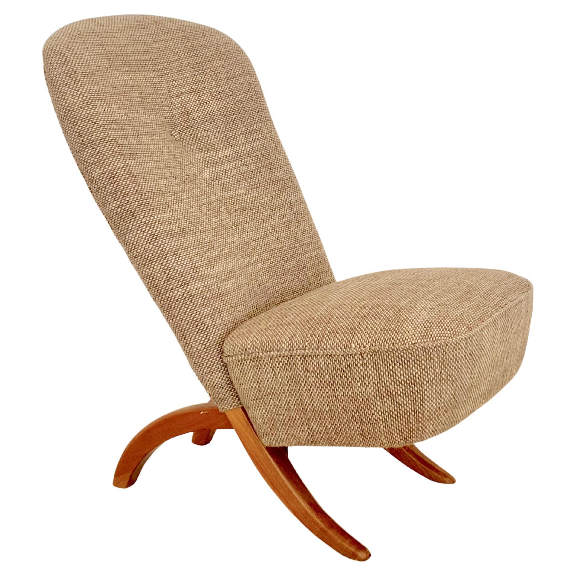 Vintage Congo Chair by Theo Ruth for Artifort, in new tan tween upholstery For Sale