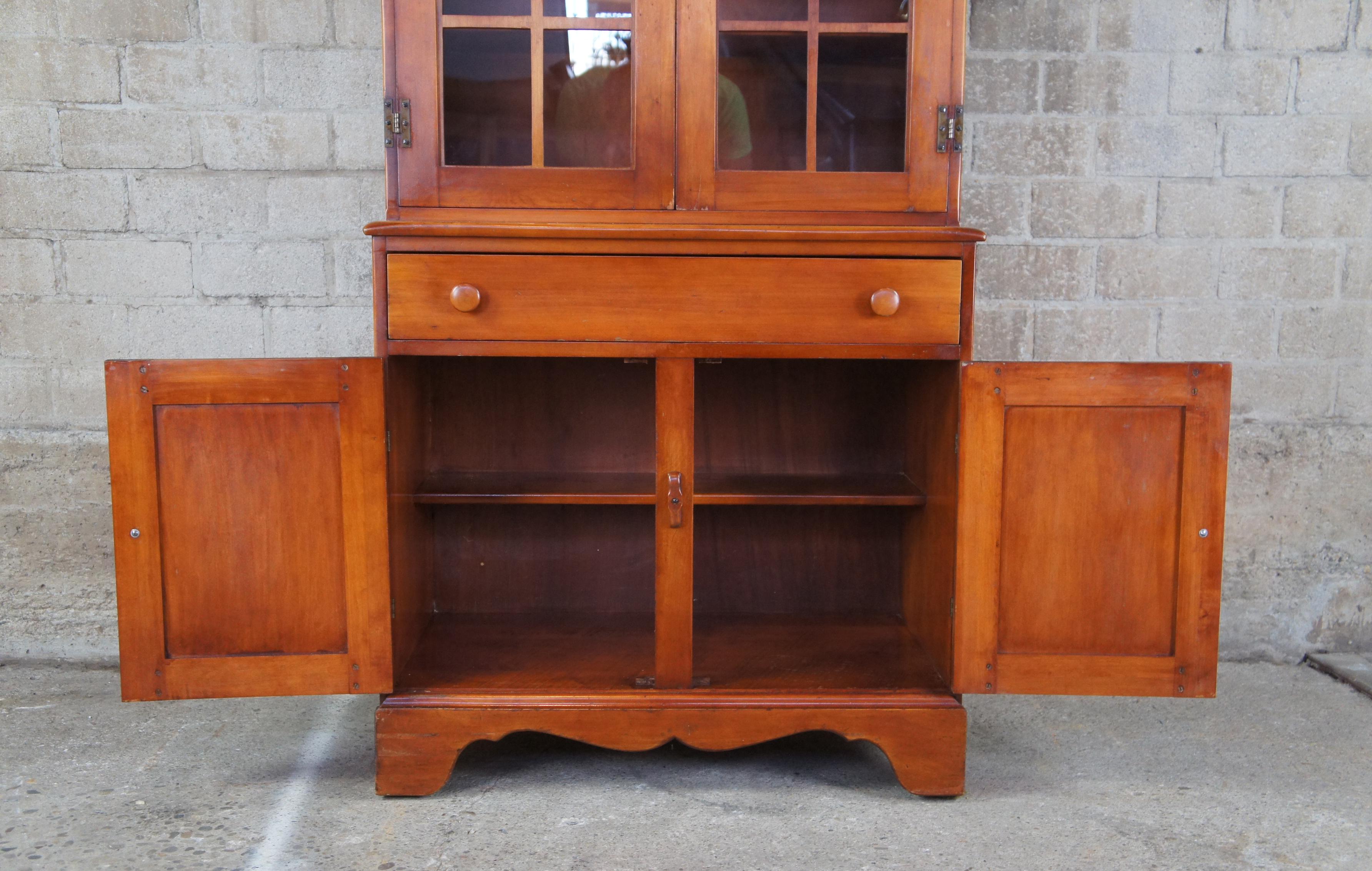 Vintage Consider H Willett American Country Cherry Cupboard Bookcase China Hutch In Good Condition In Dayton, OH