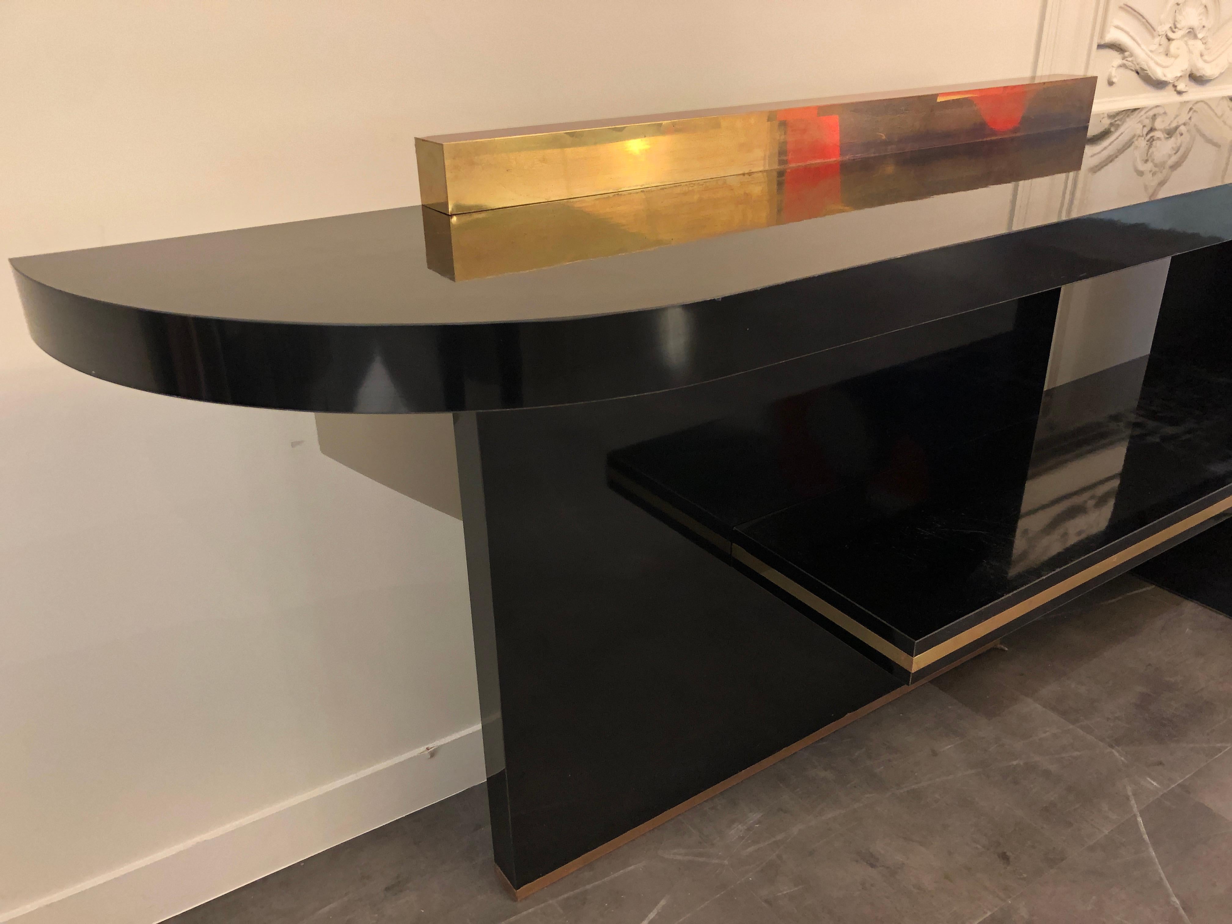 Consola vintage de madera lacada en negro, hacia 1980 en Bueno estado para la venta en Saint-Ouen (PARIS), FR