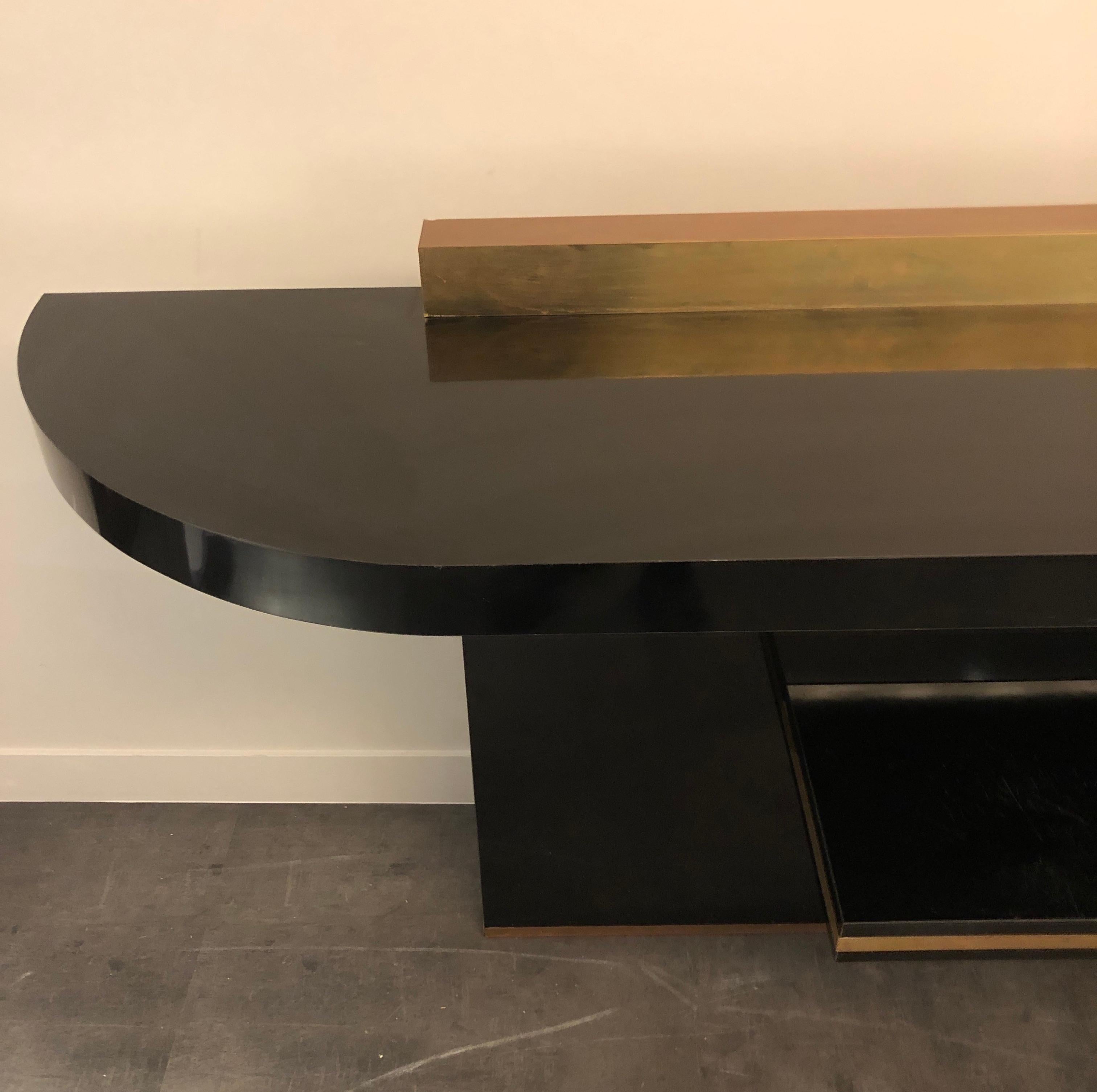 Consola vintage de madera lacada en negro, hacia 1980 finales del siglo XX en venta