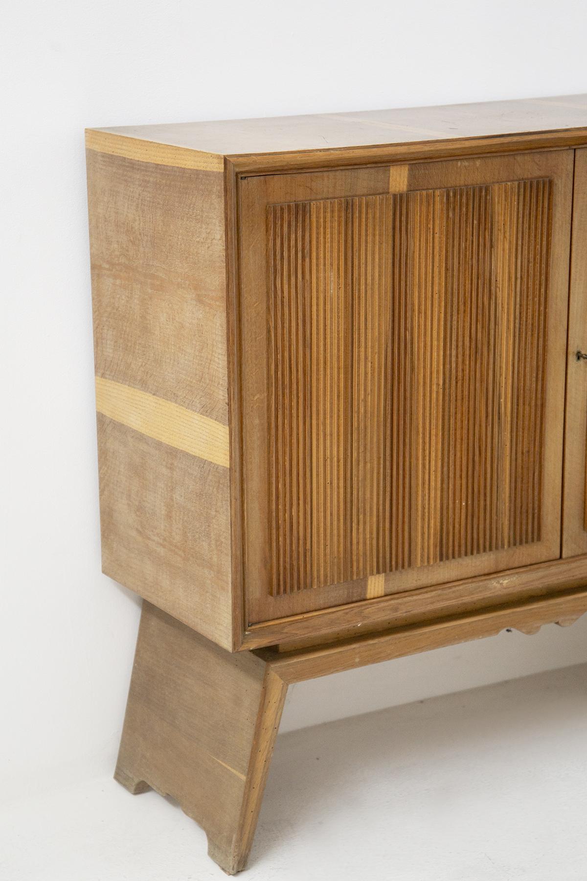 Mid-Century Modern Vintage Sideboard in Walnut Wood by Paolo Buffa