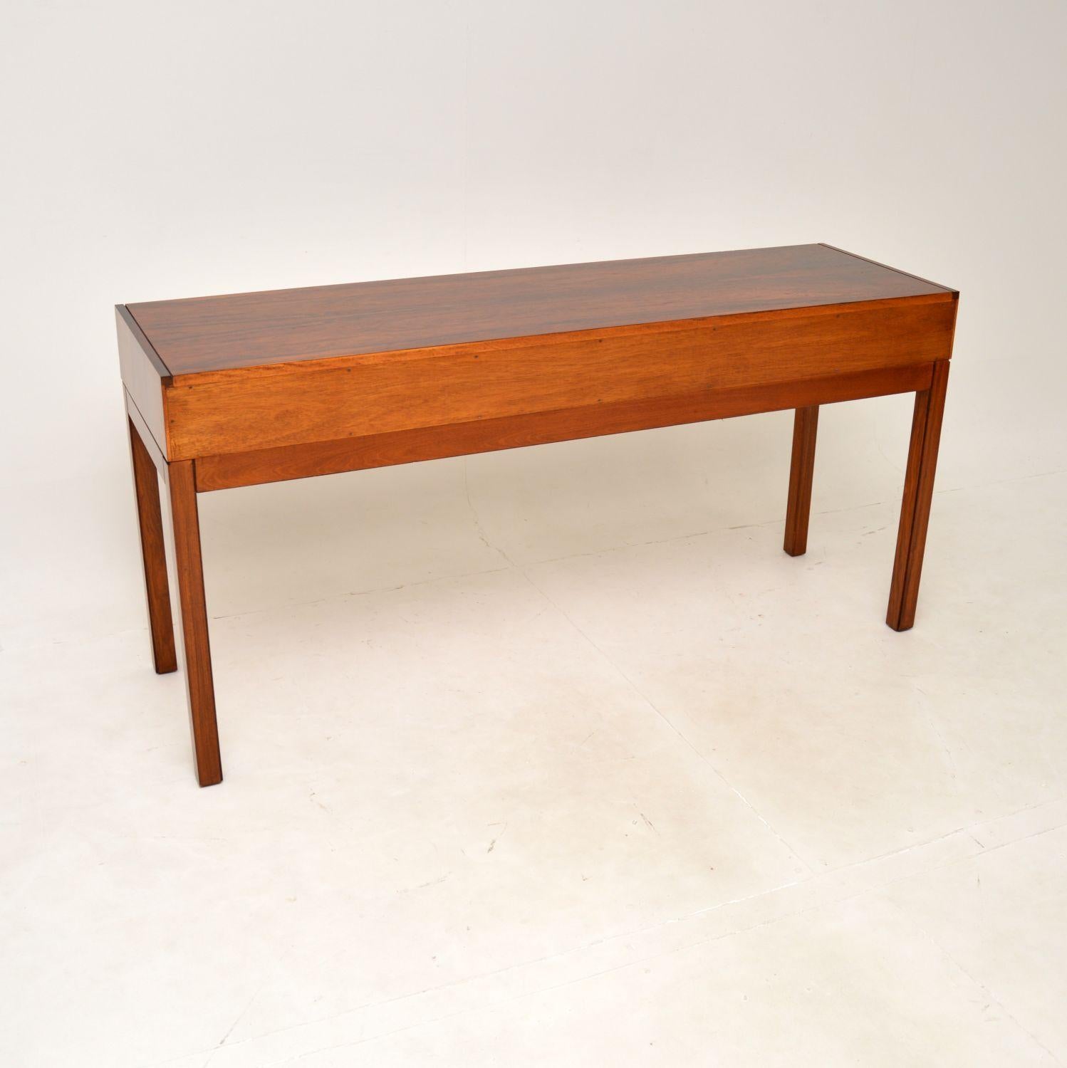 Mid-20th Century Vintage Console Table by Robert Heritage for Archie Shine