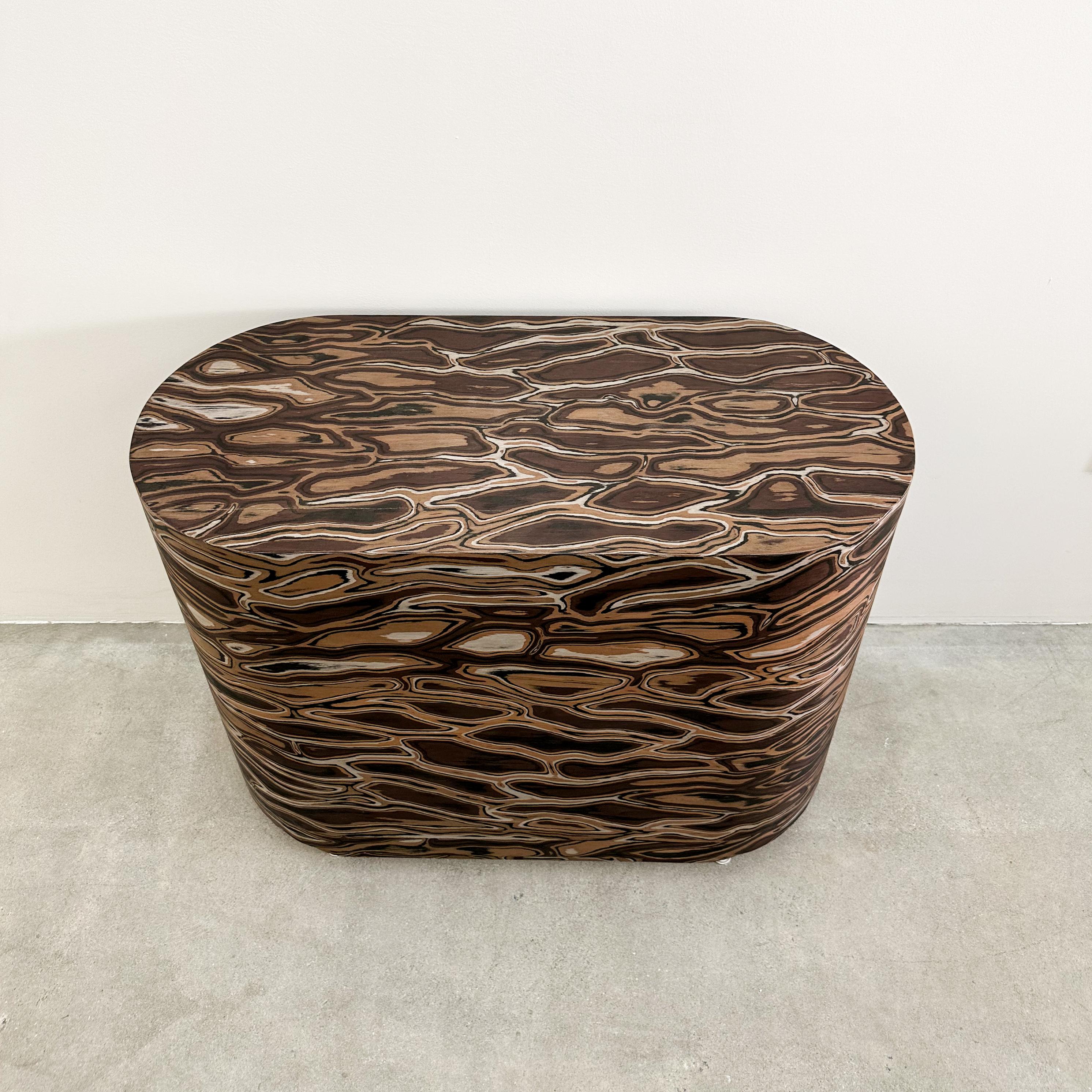 Modernistischer Konsolentisch im Vintage-Stil  Skulpturale Holz-Anrichte  MCM 70er Jahre im Zustand „Gut“ im Angebot in Palm Desert, CA
