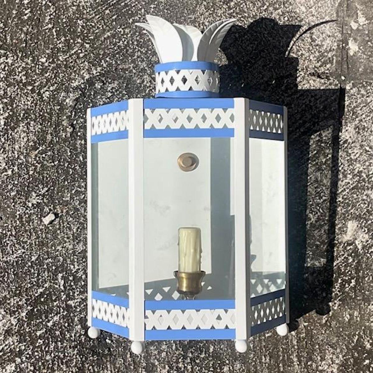 A stunning Contemporary wall sconce. Made by the fabulous Coleen group and marked on the back. Purchased, but ne over installed. It’s in great shape. Acquired from a Palm Beach estate.