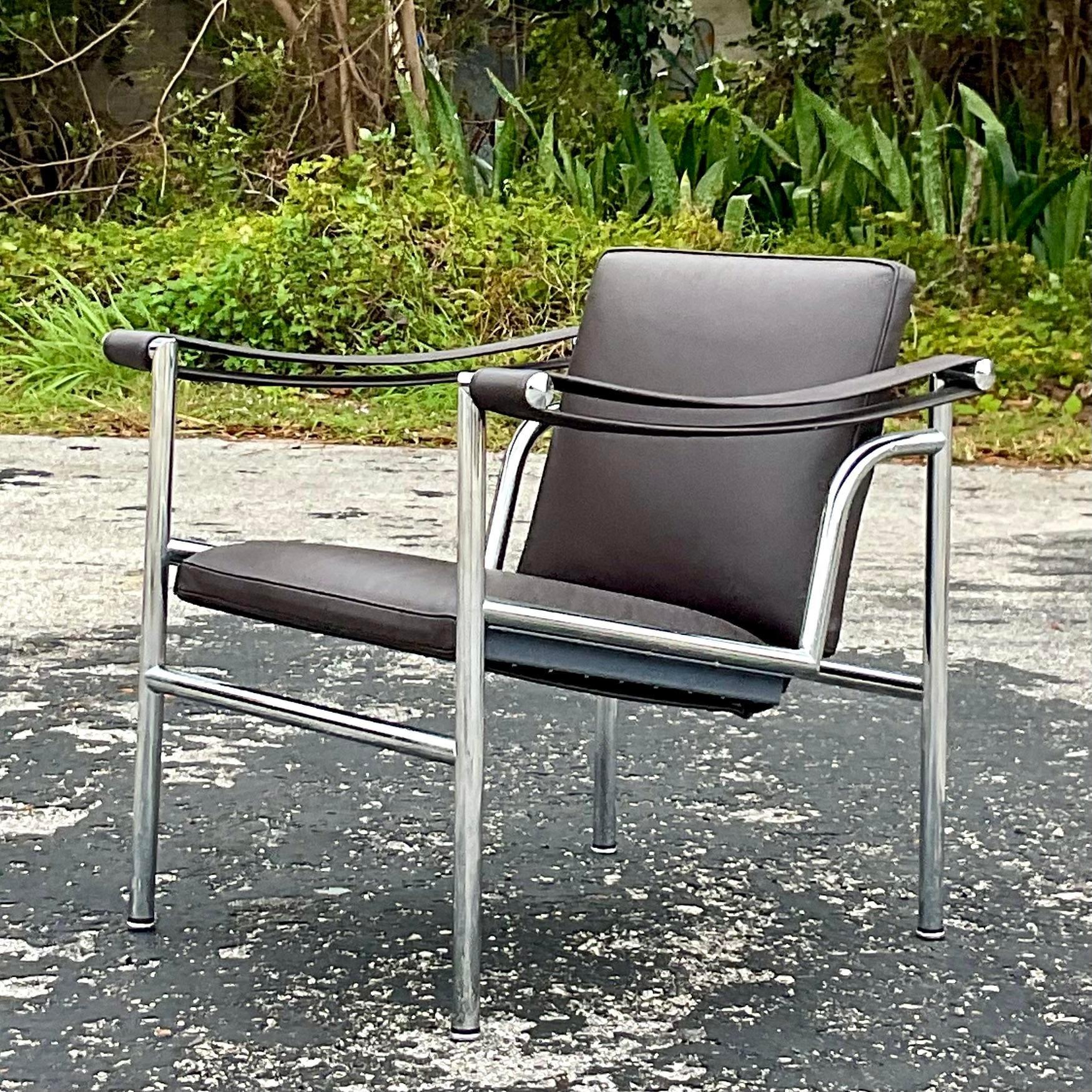 Vintage Contemporary Corbusier for Cassina Lc1 Leather and Chrome Lounge Chair For Sale 4