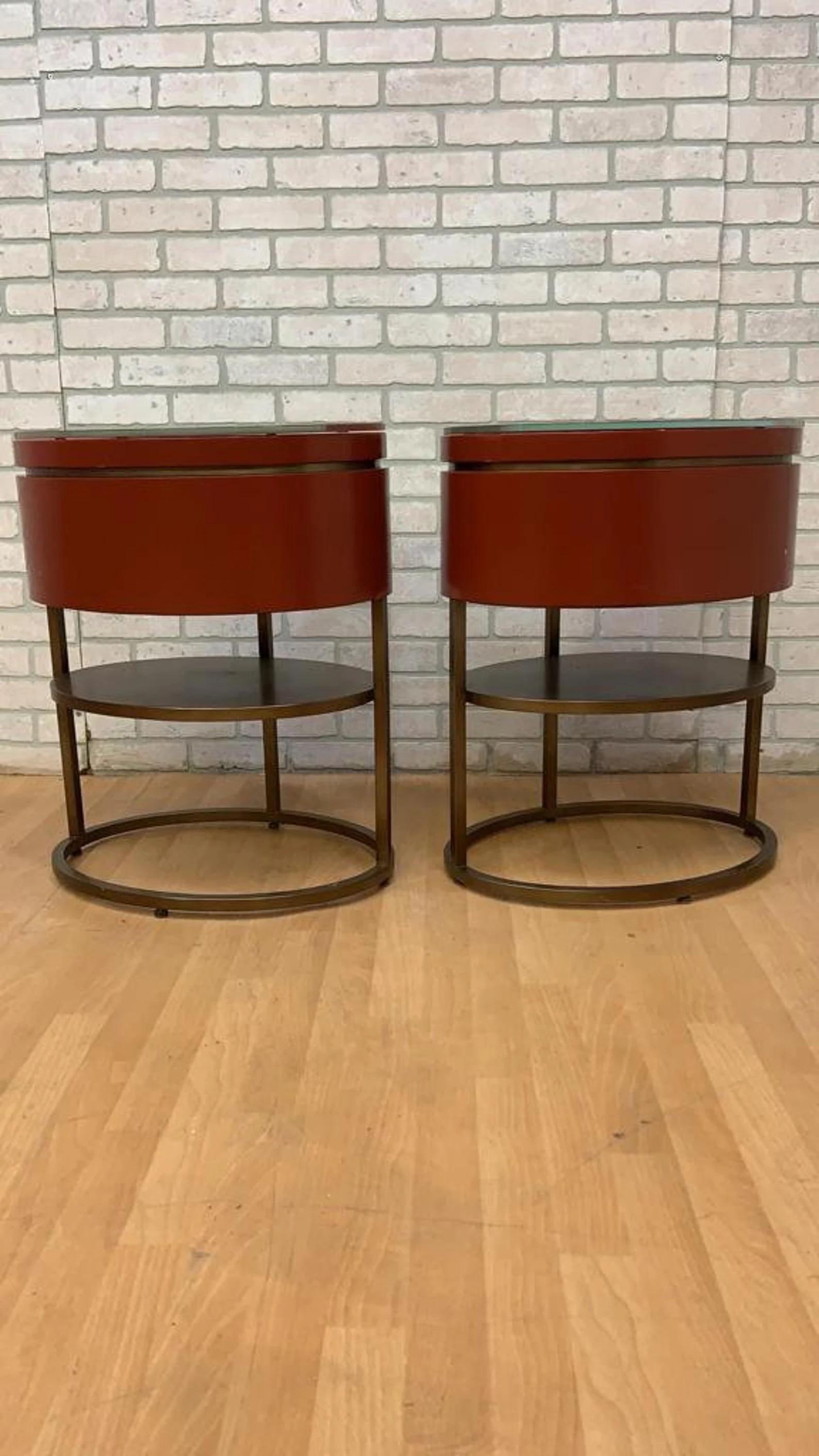 XX secolo Tavolino ovale vintage contemporaneo progettato su misura - coppia in vendita