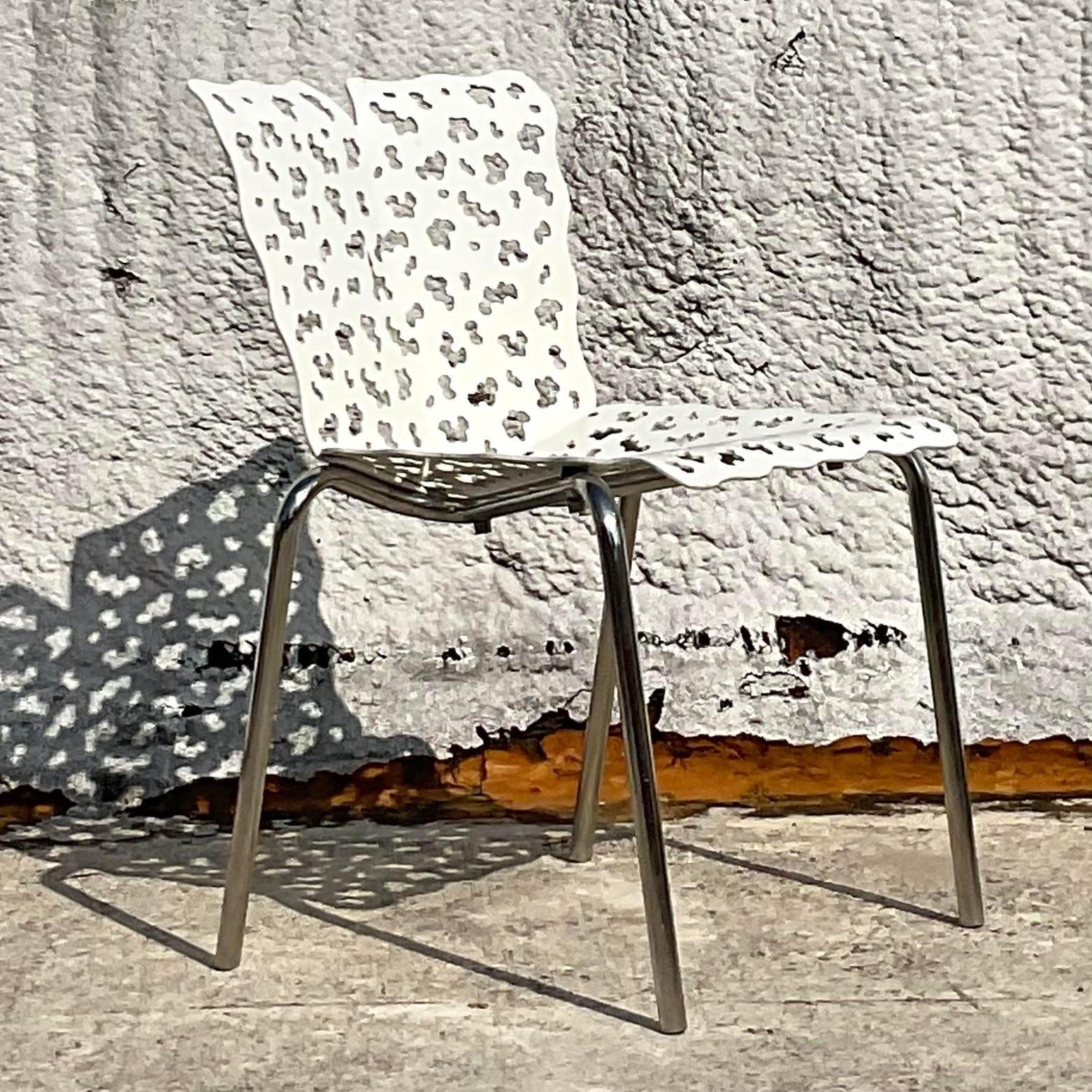 Vintage Contemporary Cutout Topiary Chair After Richard Schultz Bon état - En vente à West Palm Beach, FL