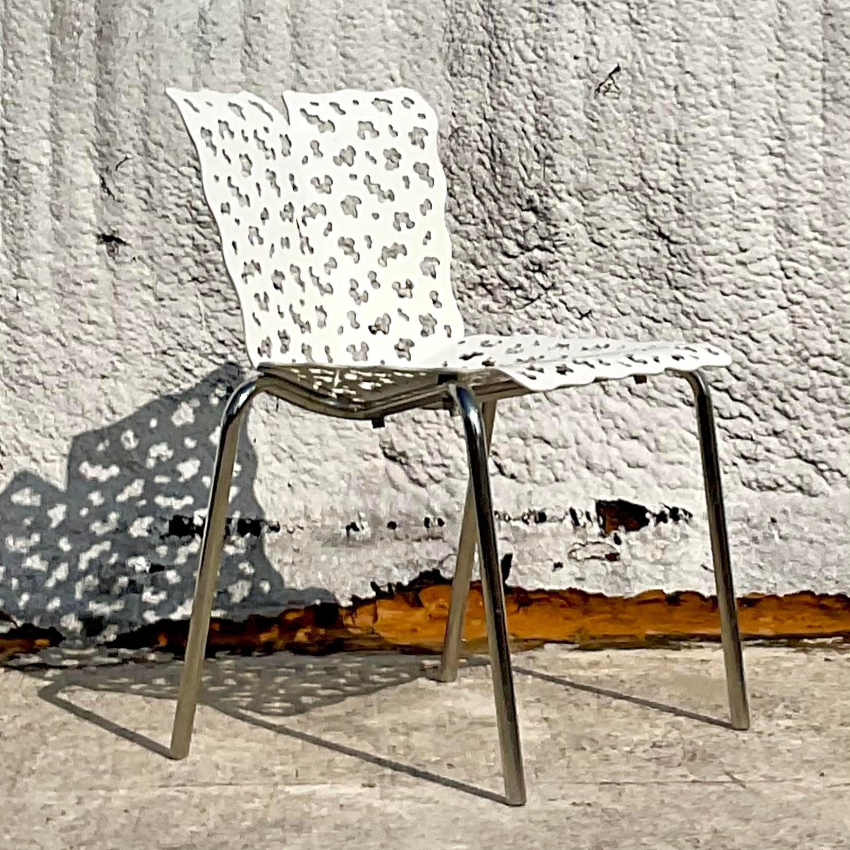 20ième siècle Vintage Contemporary Cutout Topiary Chair After Richard Schultz en vente
