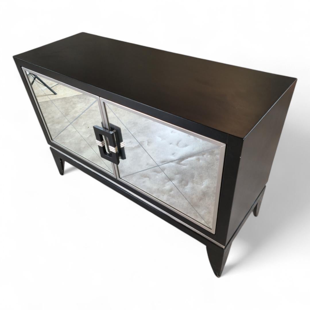 Credenza Contemporánea Vintage de Estilo Deco en Madera Ebonizada con 2 Puertas con Espejo de Artma Posmoderno en venta