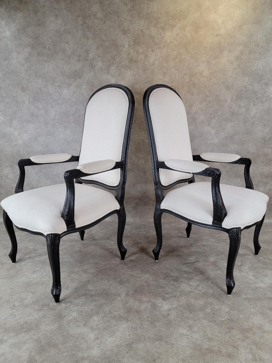 Sconosciuto Poltrone imbottite d'epoca contemporanee in ebano invecchiato - Coppia in vendita