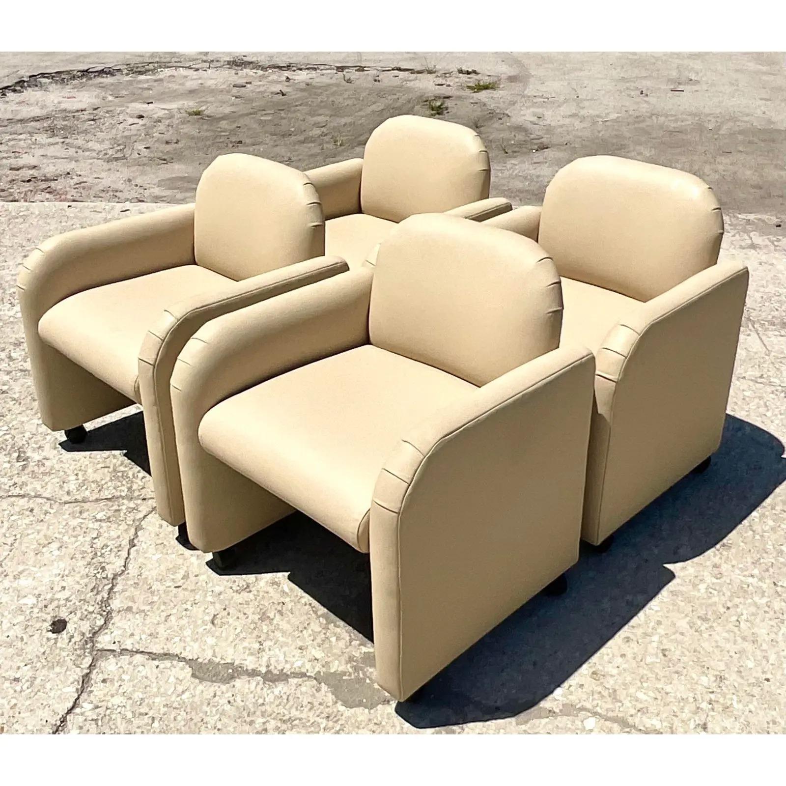 lounge chairs with casters