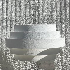 Araña Vintage Contemporánea Made Goods "Thyra" Blanca Texturada