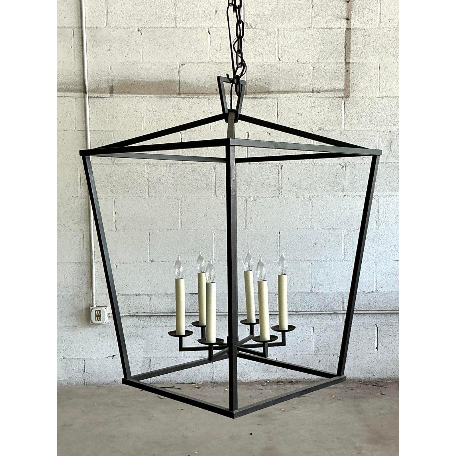 Vintage Contemporary Monumental Frame Laterne (20. Jahrhundert) im Angebot
