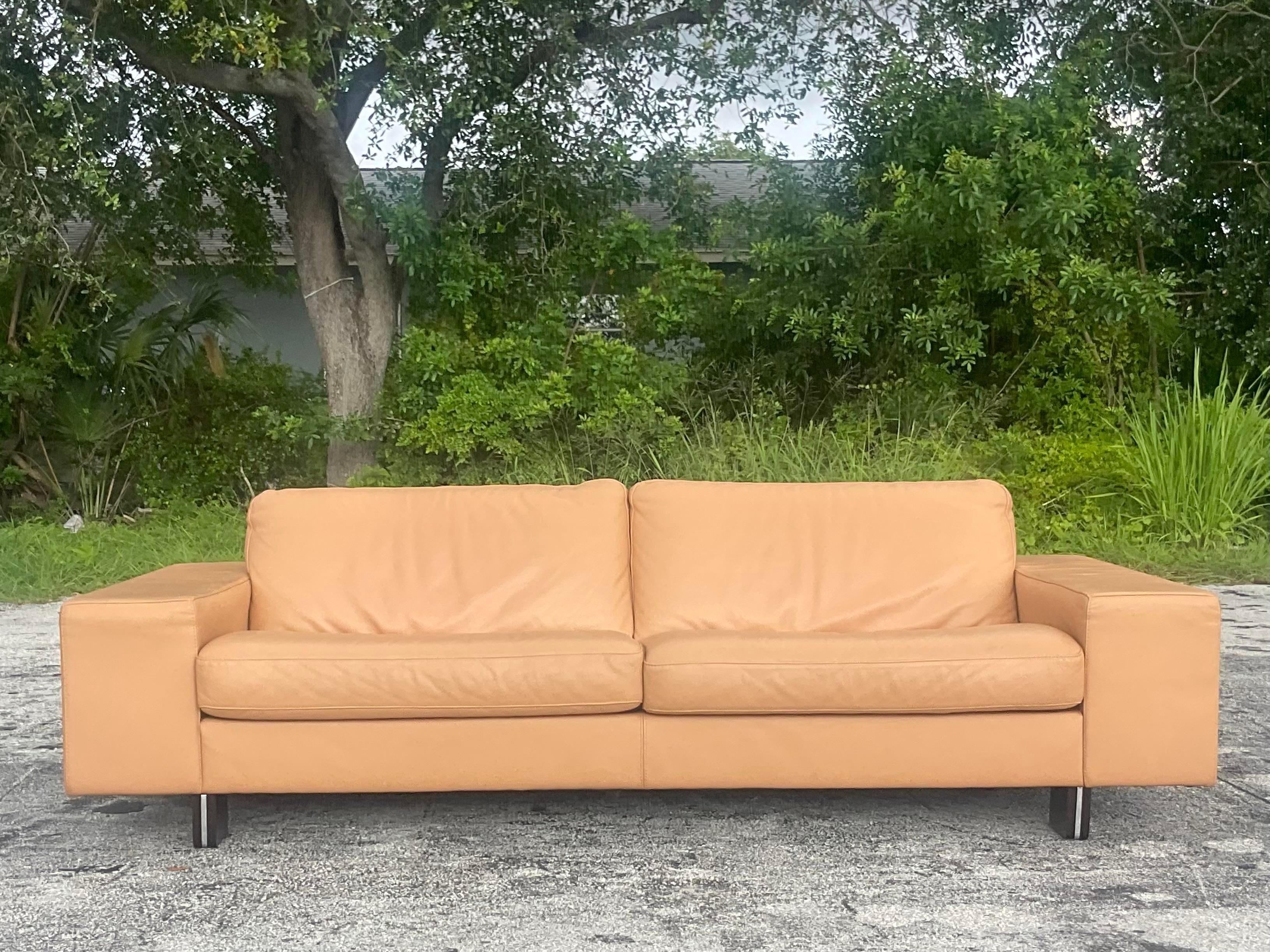 Vintage Contemporary Tagged Roche Bobois Leather Shelf Sofa For Sale 5