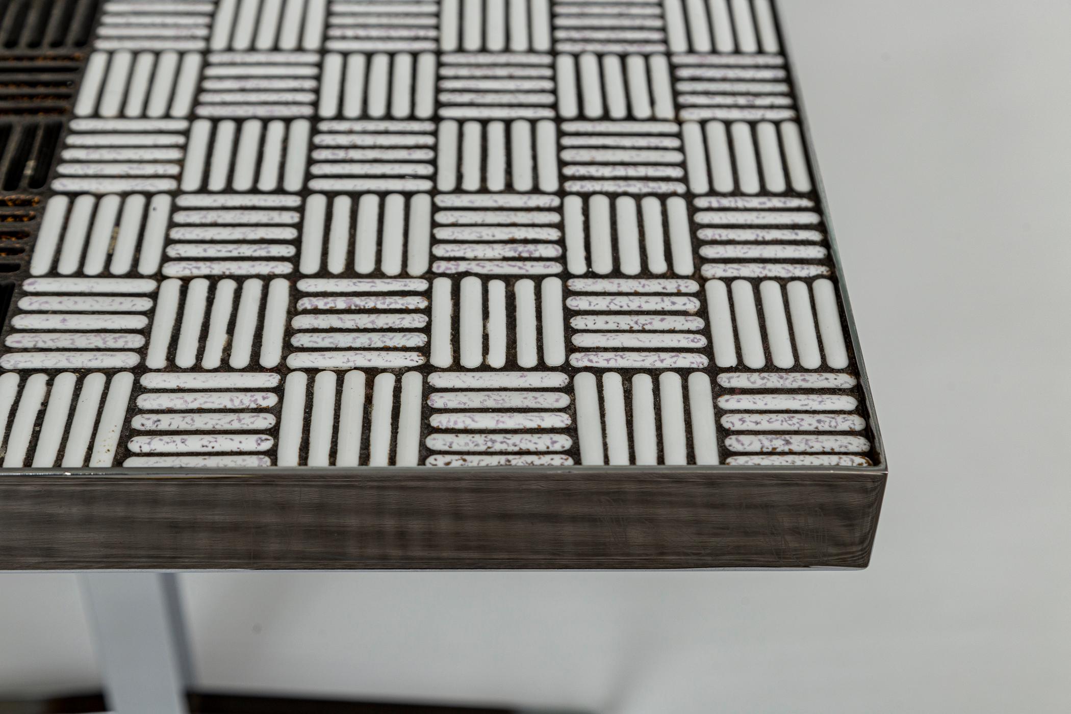 Mid Century Deutsch Mosaik Nickel niedrigen Tisch im Angebot 9