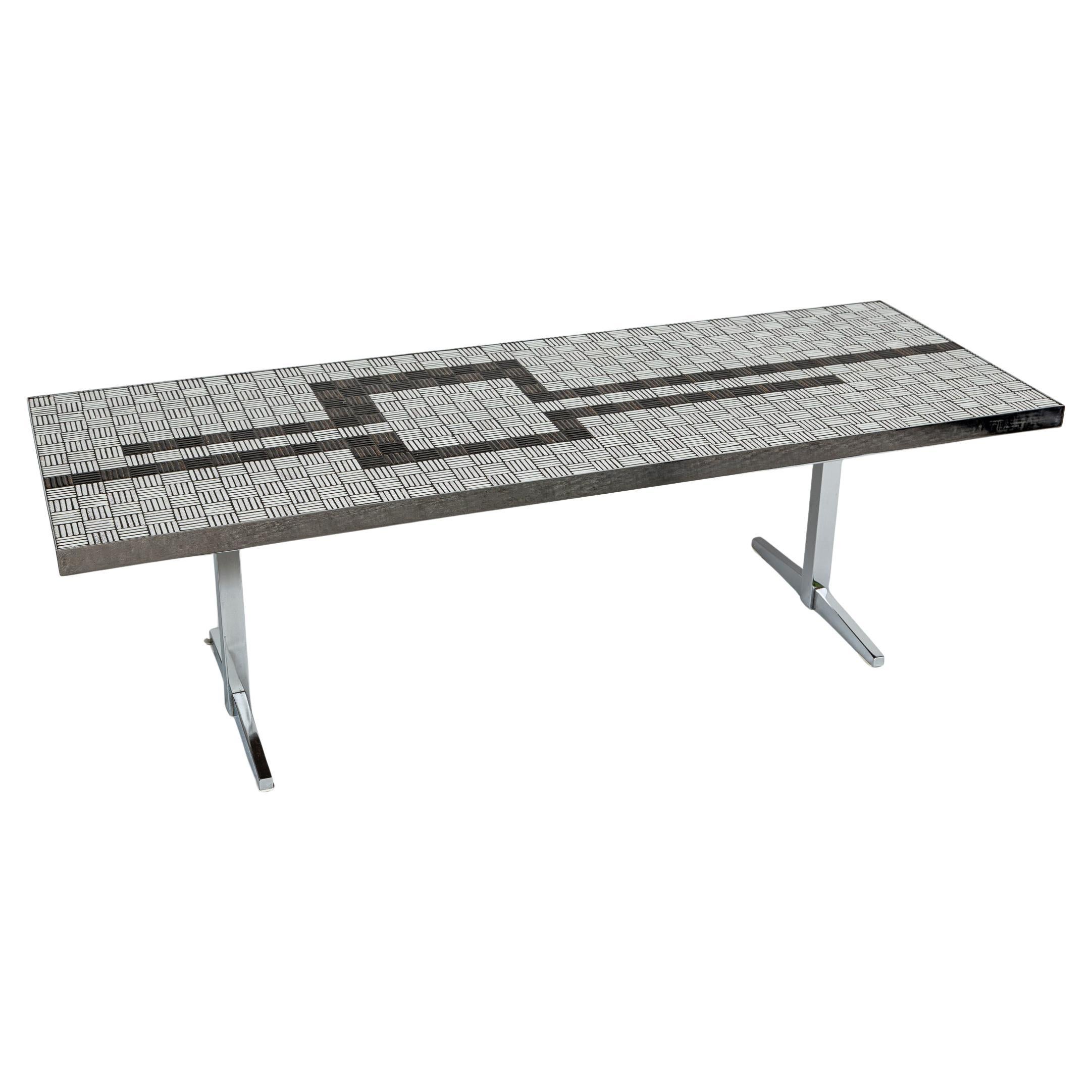 Mid Century Deutsch Mosaik Nickel niedrigen Tisch im Angebot