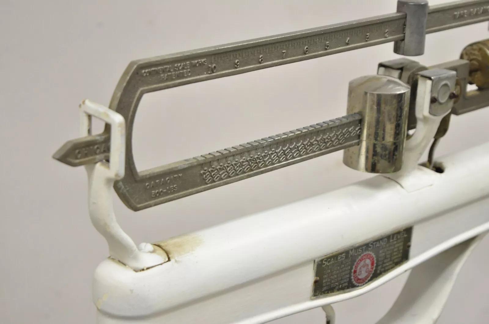 Vintage Continental Scale Gusseisen Art Deco 300 lb Doctors Plateau-Stehschale, Kontinental, Art déco (Eisen) im Angebot