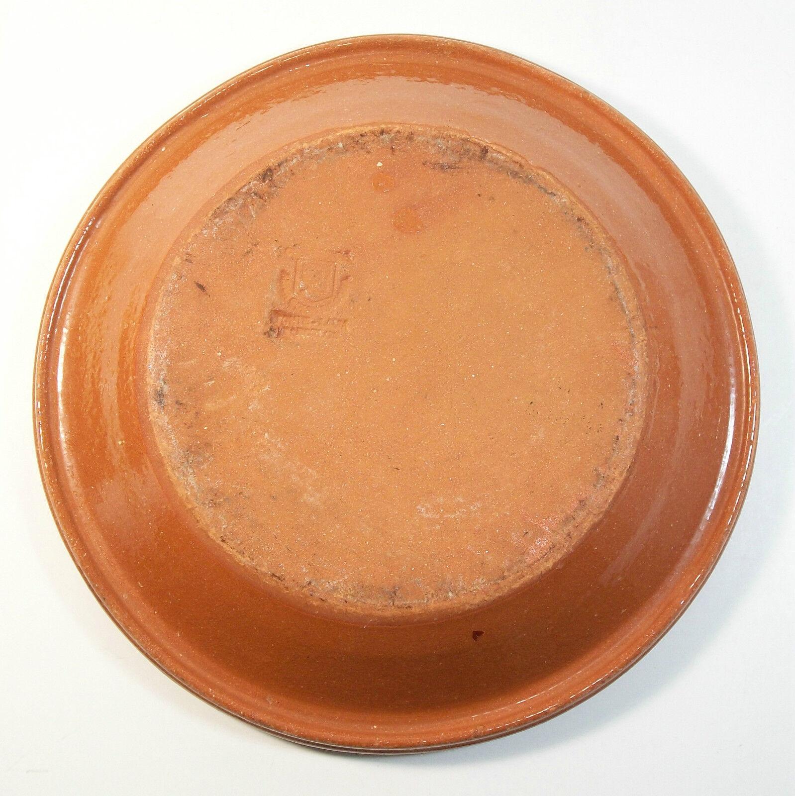 Vintage Continental Terracotta Slipware Decorated Dish, Signed, 20th Century For Sale 6