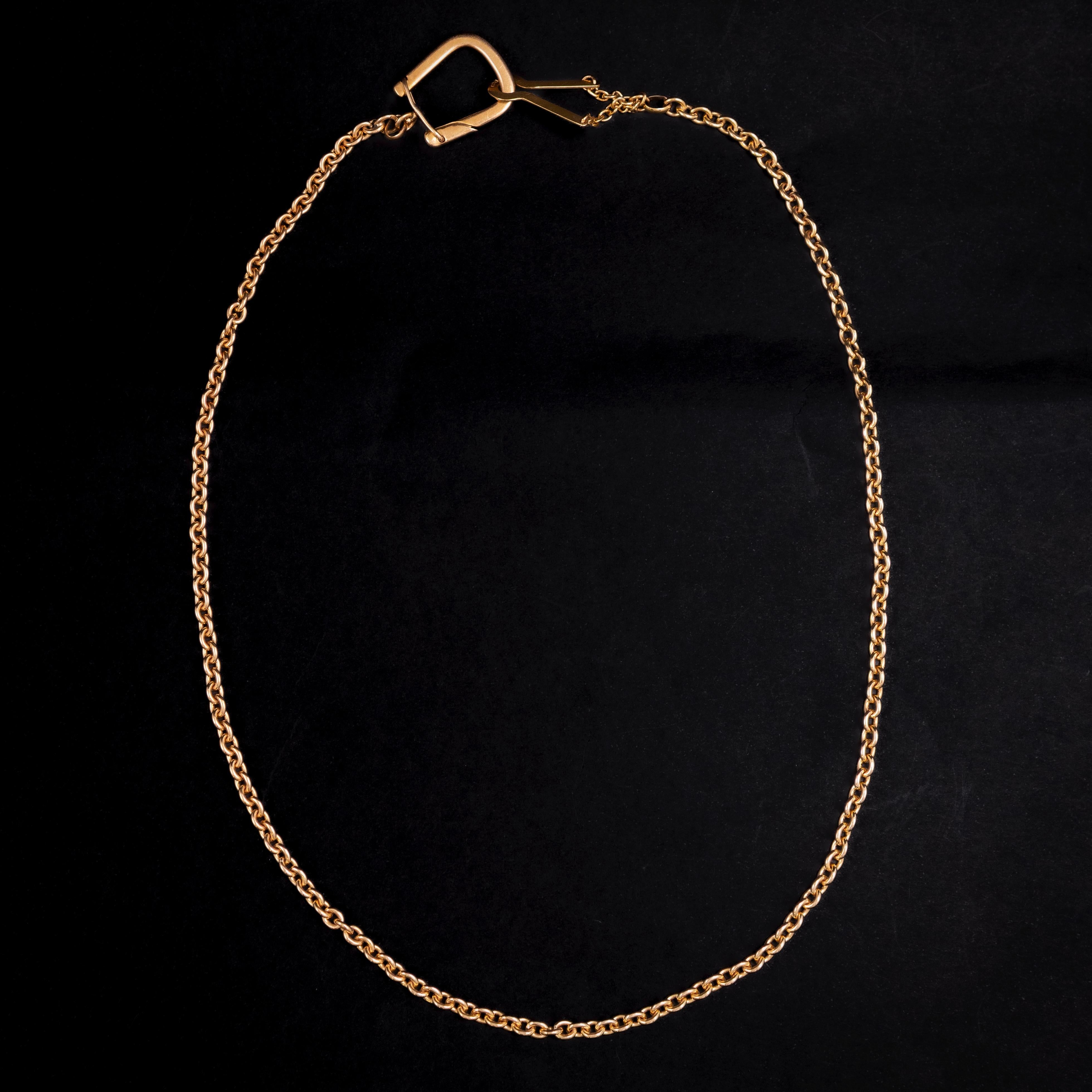 Collar Llavero Vintage Convertible Oro Amarillo 19,2K, Portugués, Siglo XX. Esta versátil cadena de oro amarillo de 19,2 quilates se diseñó originalmente como llavero, pero su elegante sencillez y su gran peso la hacen igualmente atractiva como