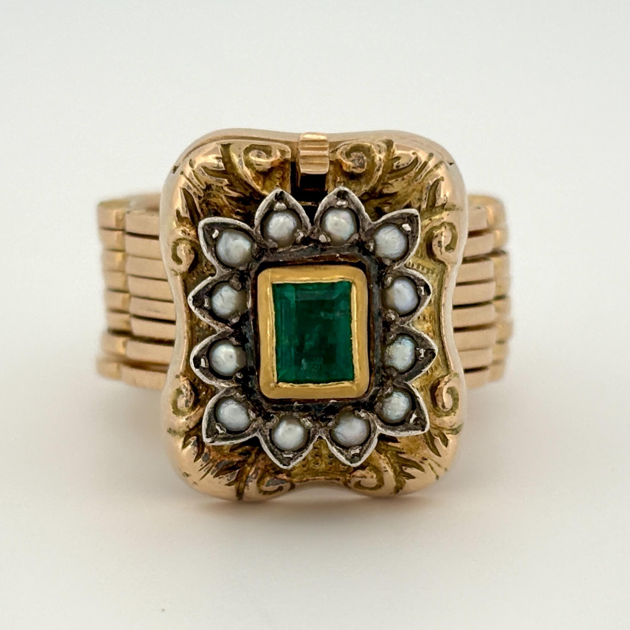 Taille baguette Vintage Convertible Emerald & Pearl Ring Bracelet 18k Yellow Gold Sz 6 1/2 en vente