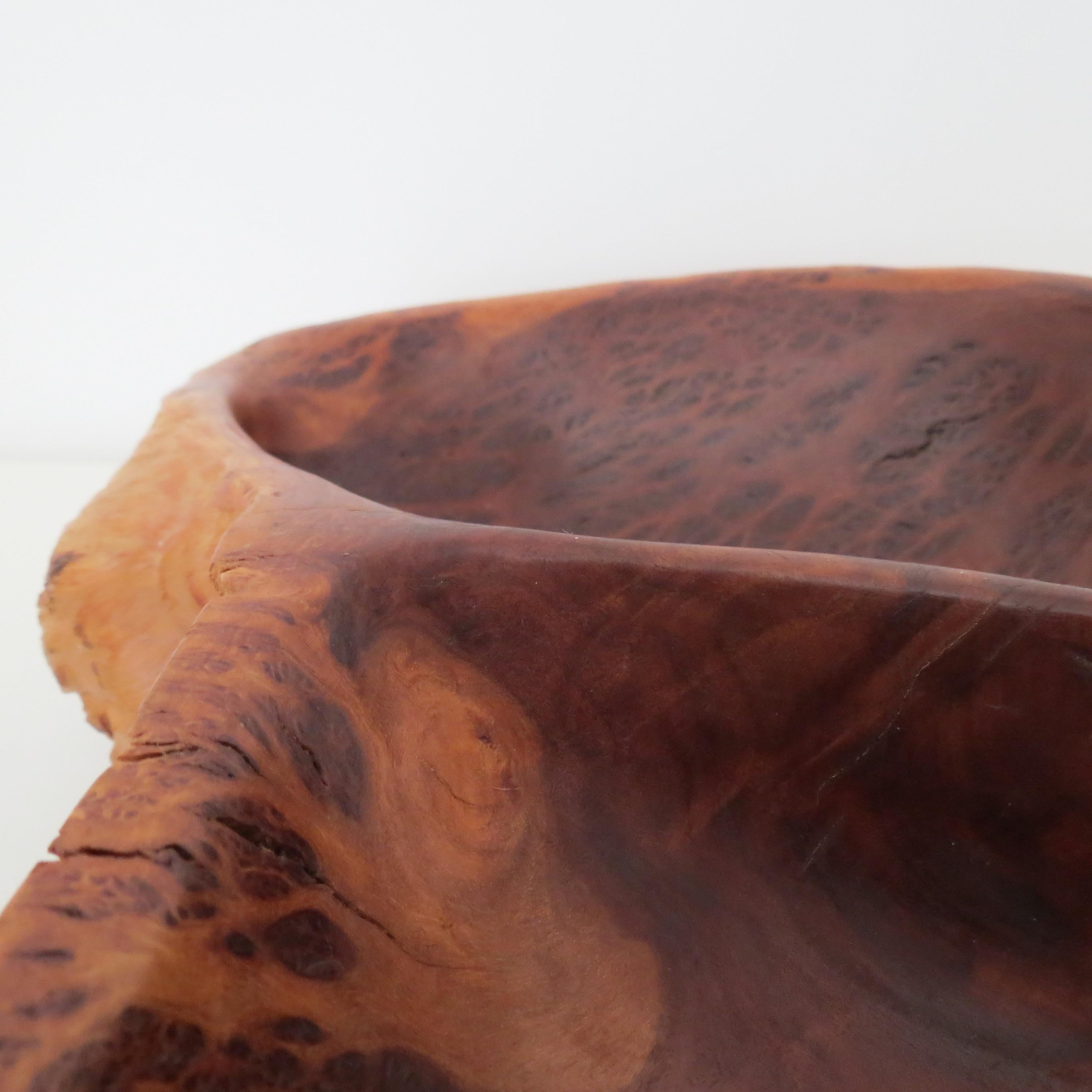 Ciotola decorativa d'epoca in legno di bava Coolibah lavorata a mano in vendita 3