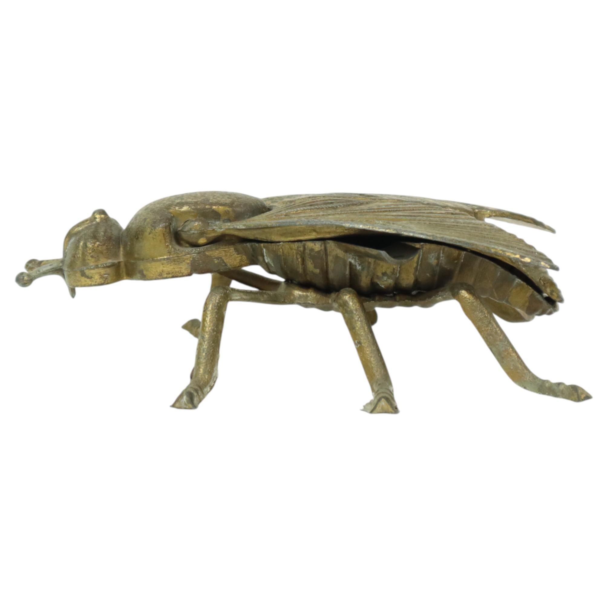 Posacenere d'epoca in rame Fly Brass Italy 1960s In condizioni buone in vendita a Poperinge, BE