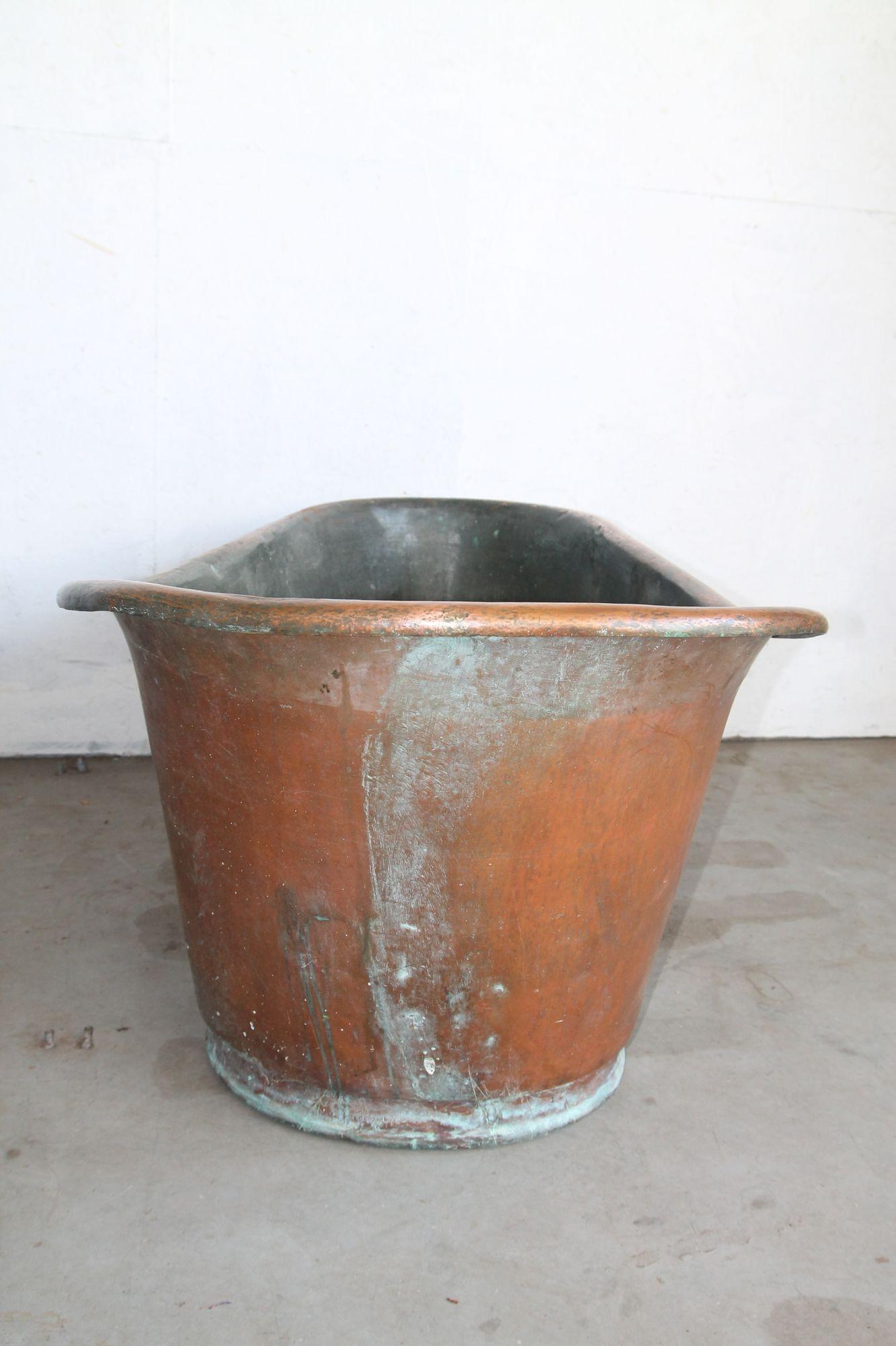 Mid-20th Century Vintage Copper Bathtub.