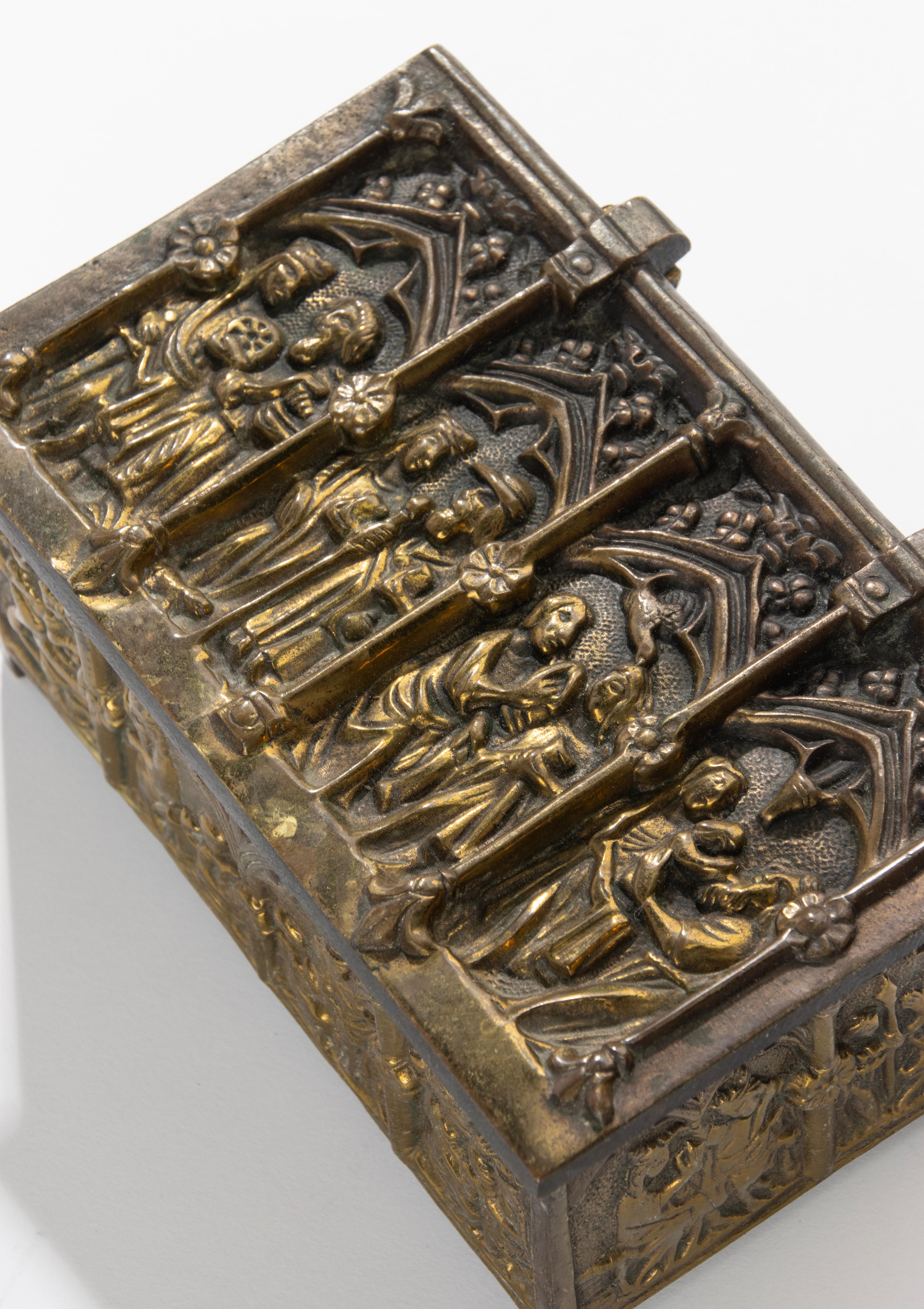 Early 20th Century Brass Box - Gothic Style  For Sale 6