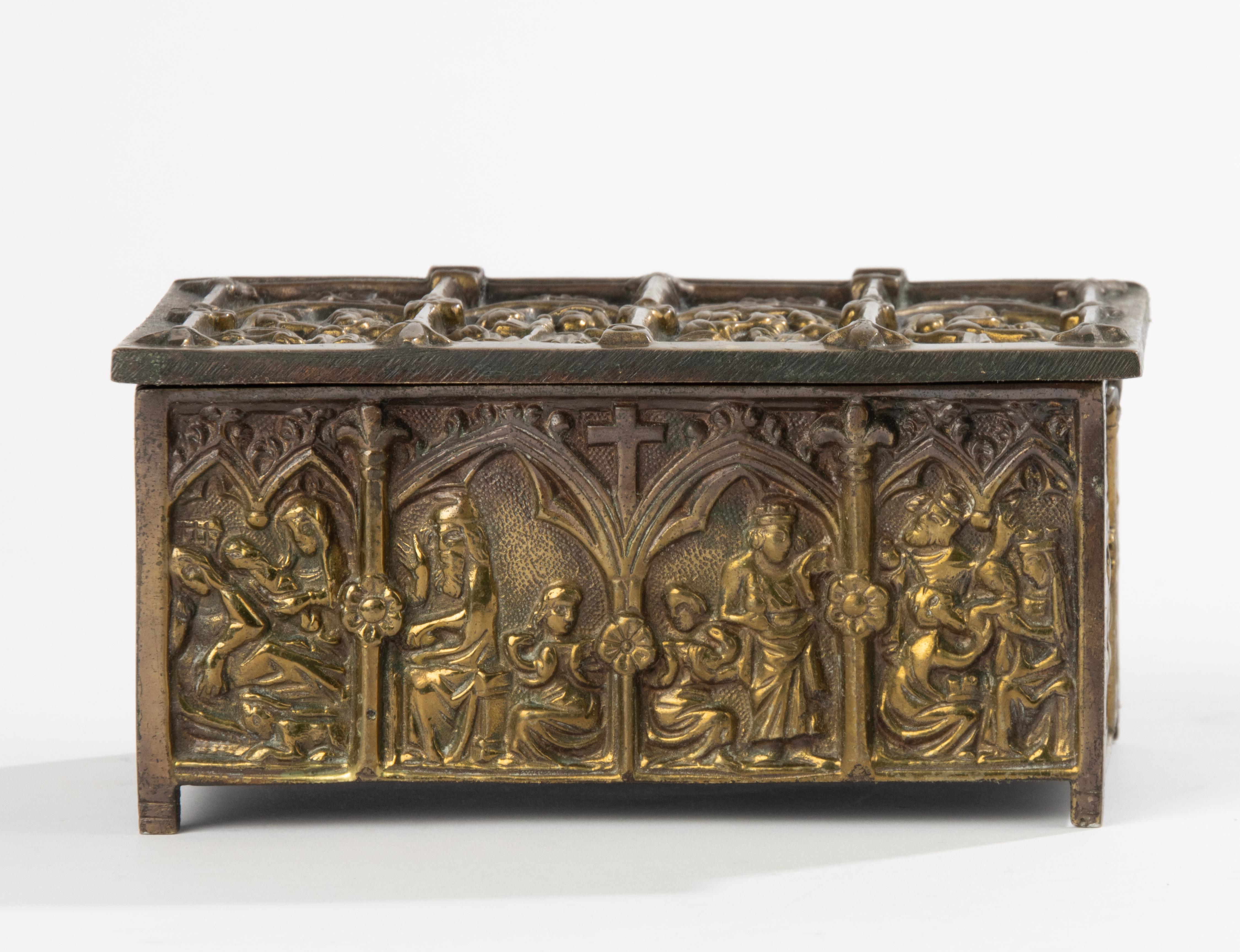 Early 20th Century Brass Box - Gothic Style  For Sale 4