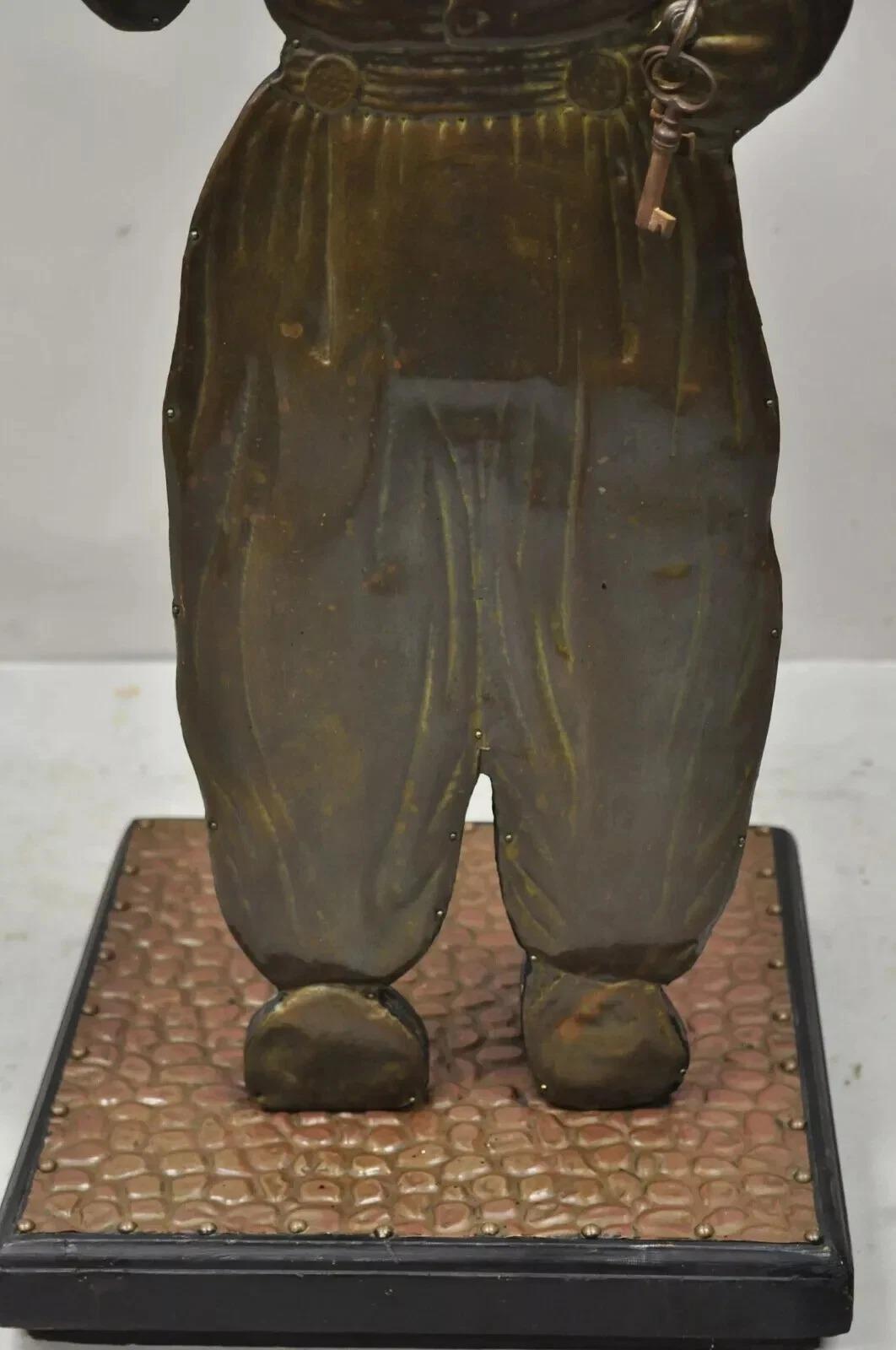 Figura di uomo olandese in rame d'epoca Portachiavi e Portacartellini In condizioni buone in vendita a Philadelphia, PA