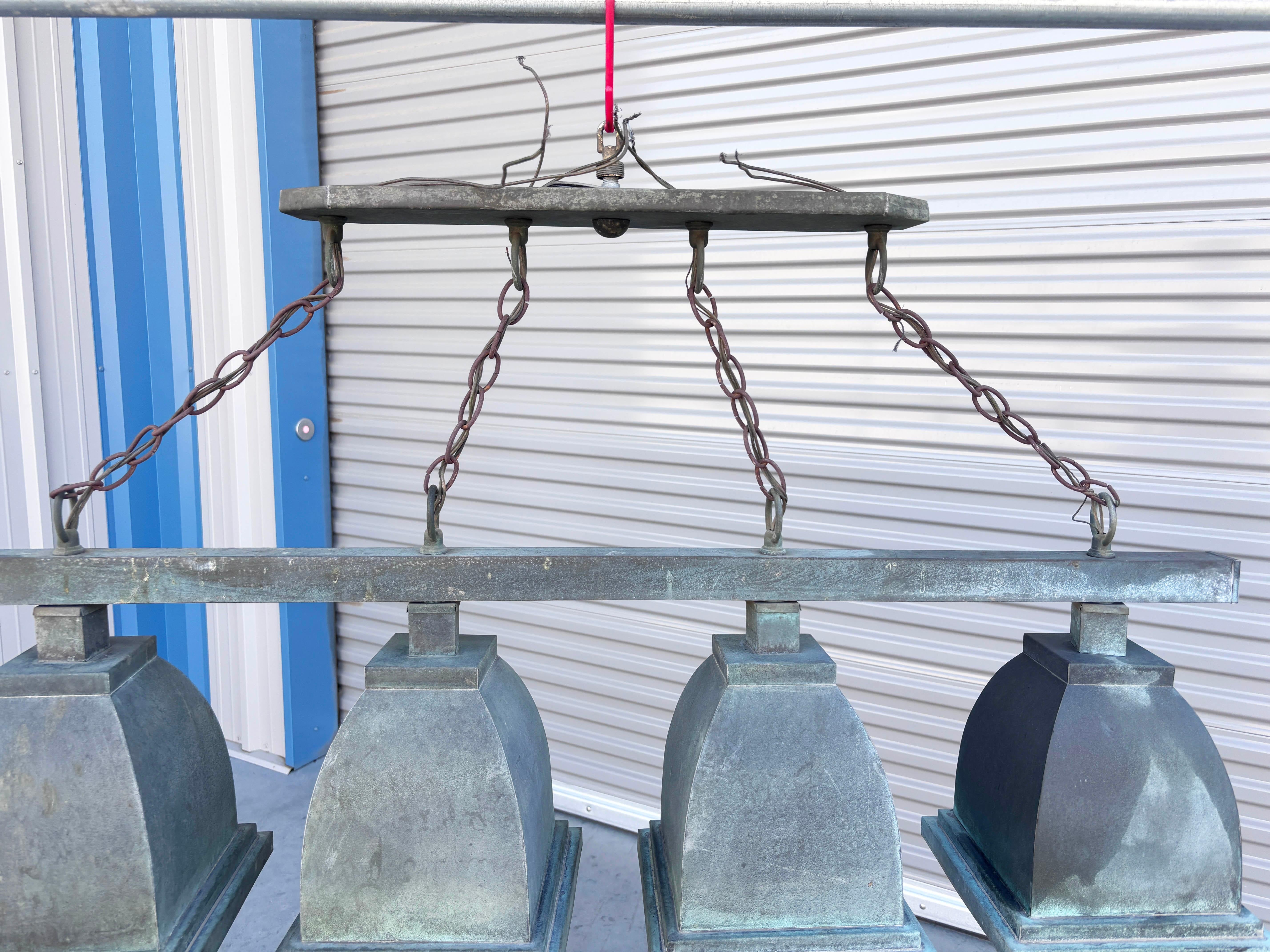 Lámpara de cobre vintage de cuatro luces Moderno de mediados de siglo en venta