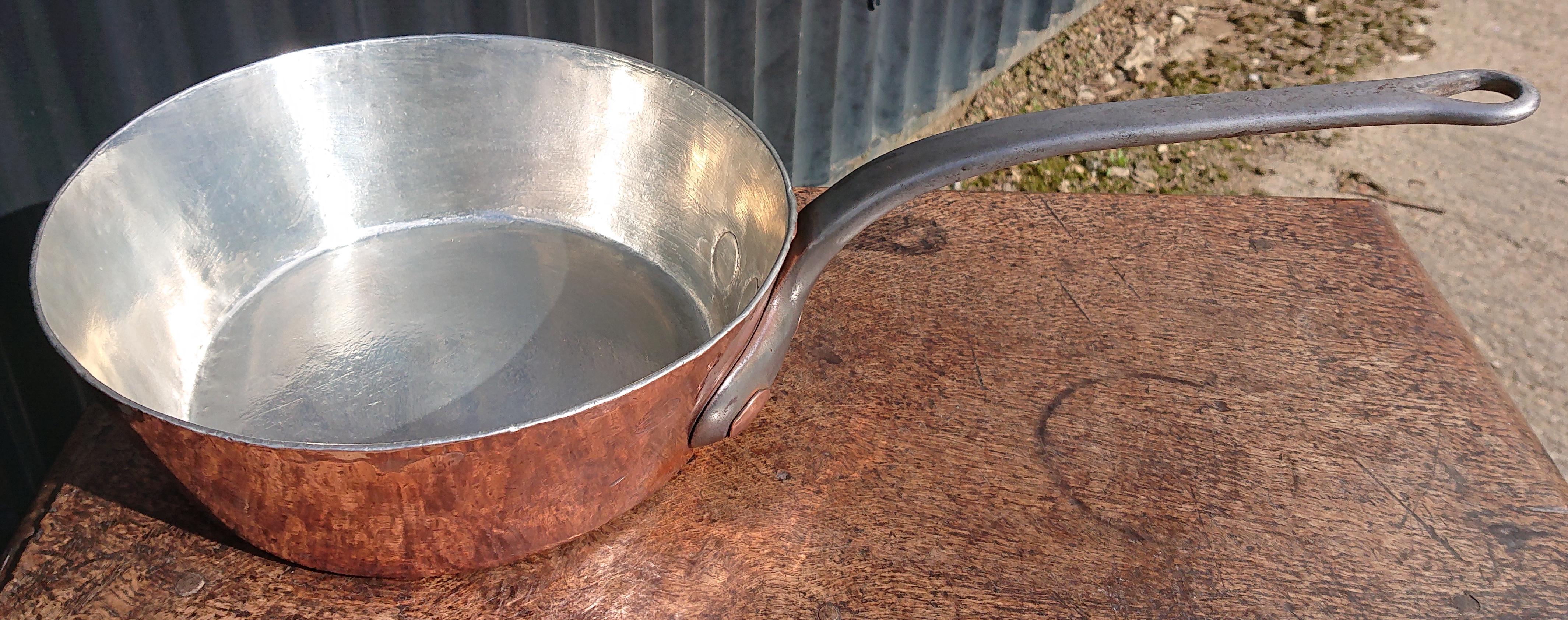 Vintage Copper Pan by J & E Gaillard for the Metropole Hotel Paris 2