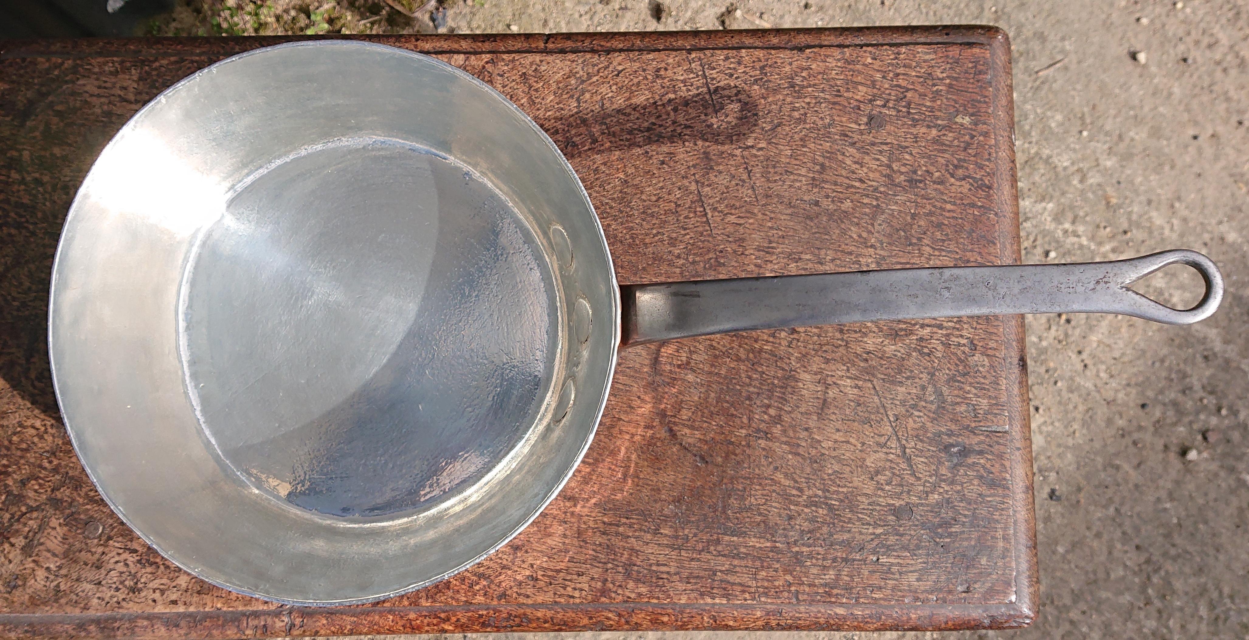 Vintage Copper Pan by J & E Gaillard for the Metropole Hotel Paris 1