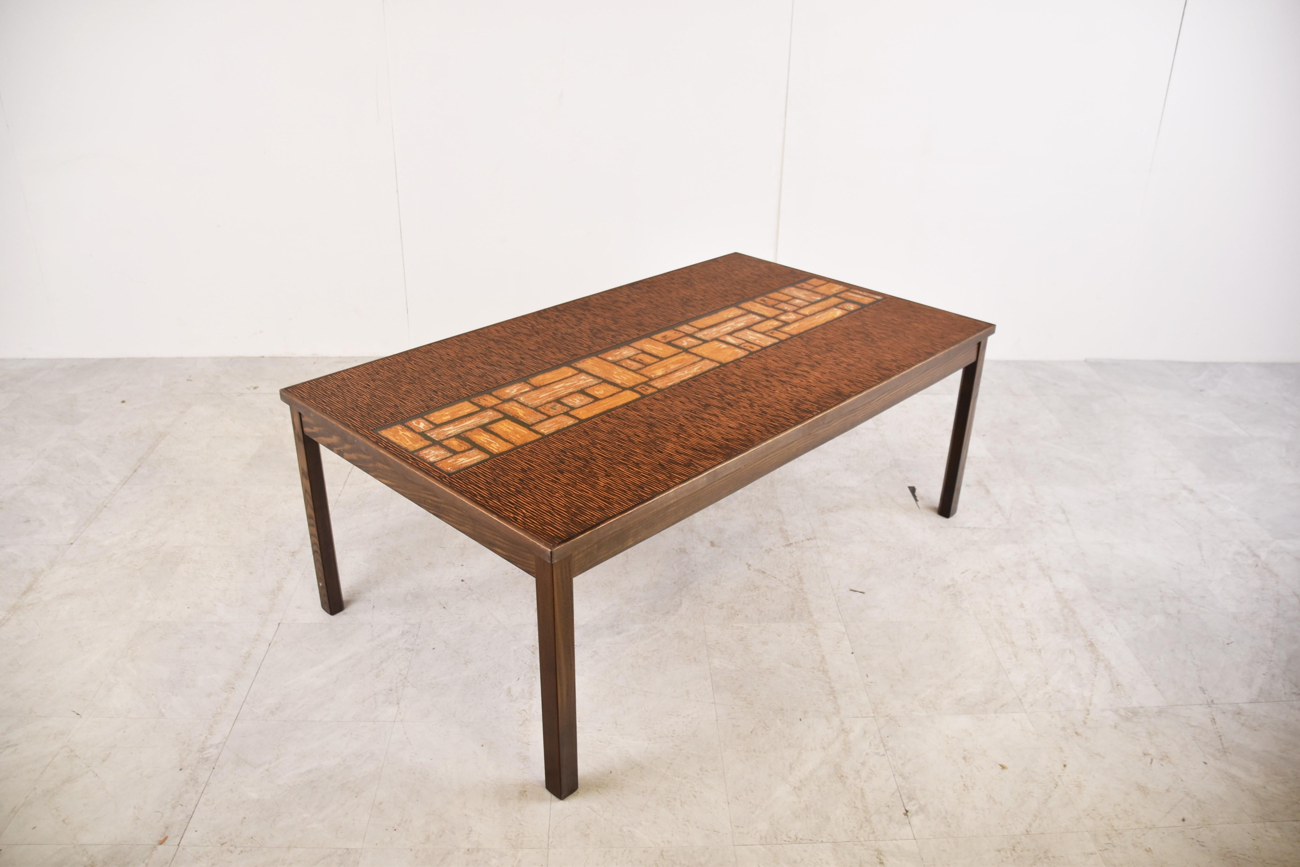 Fin du 20e siècle Table basse brutaliste vintage en cuivre plaqué, 1970 en vente