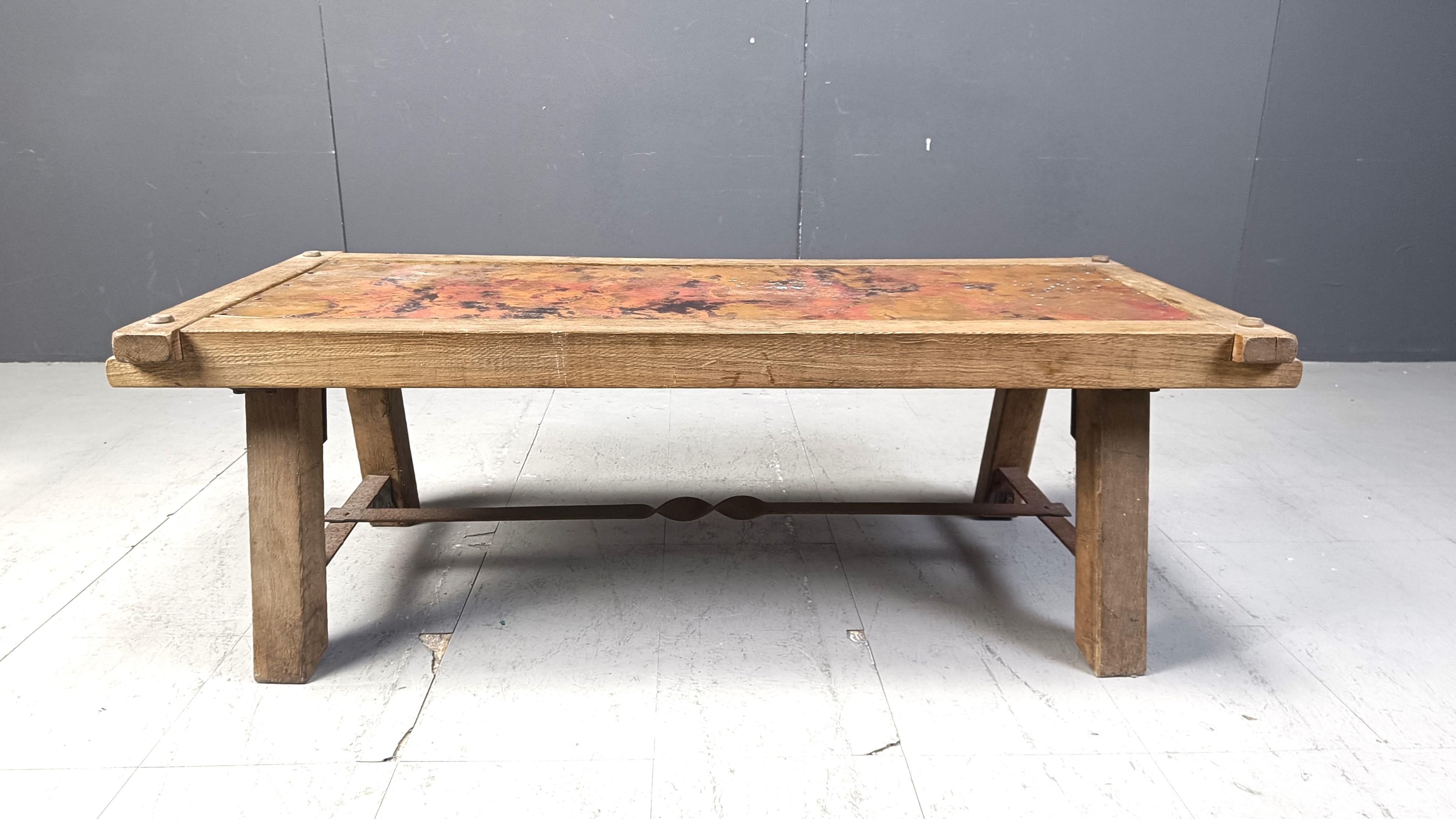 Late 20th Century Vintage copper plated brutalist coffee table, 1970s For Sale