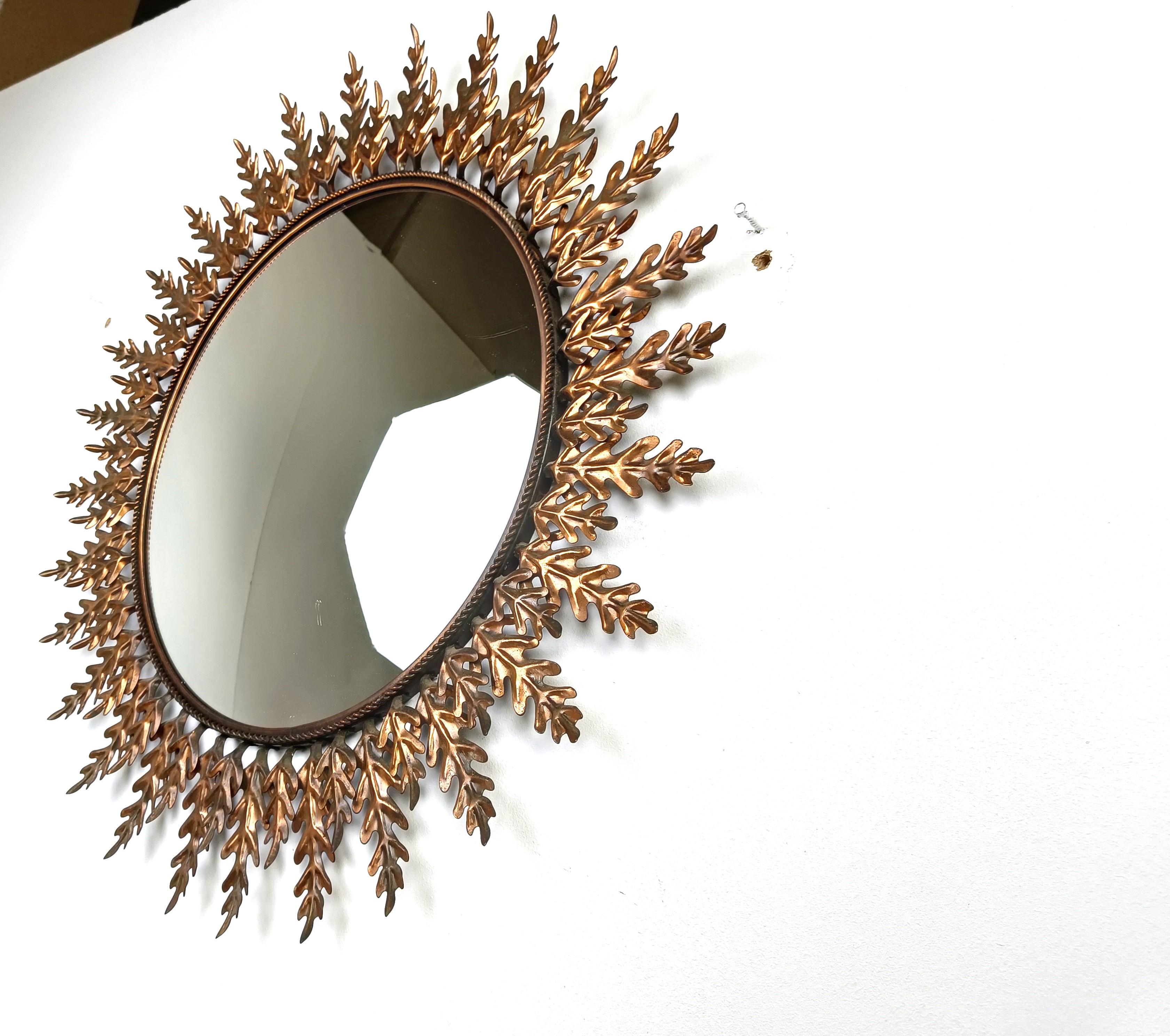Vintage copper sunburst mirror, 1970s For Sale 3