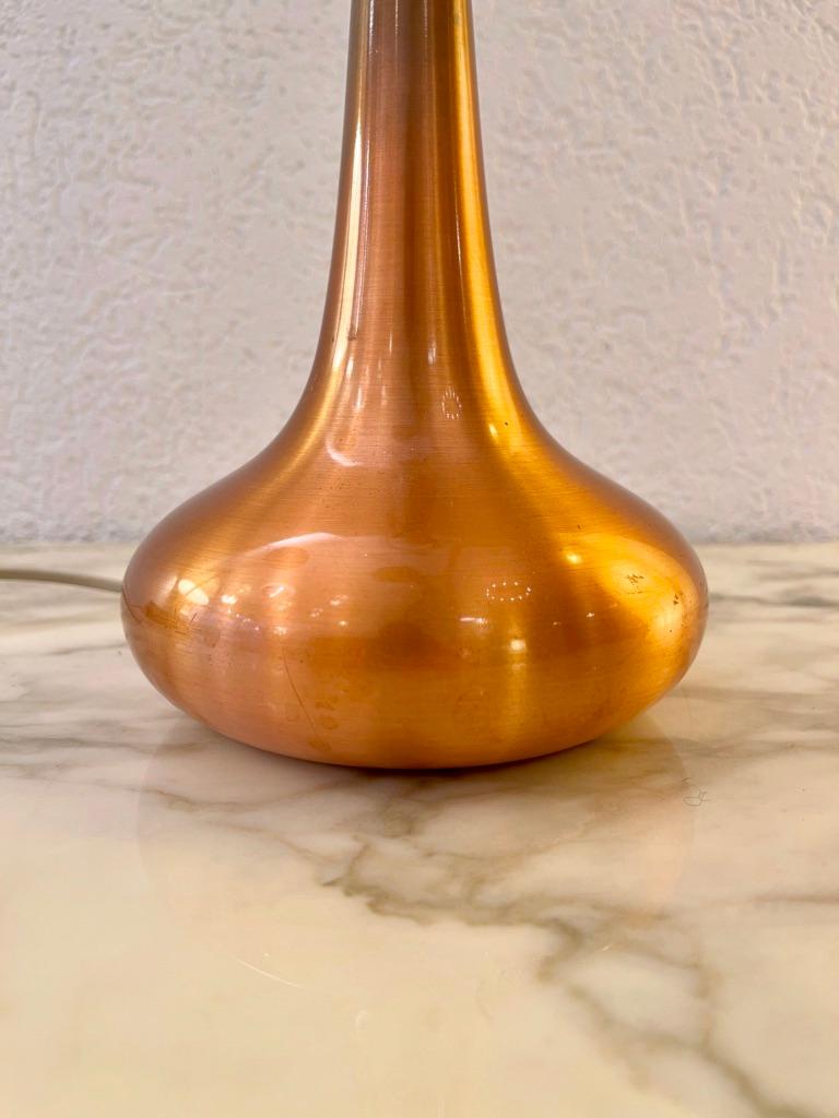 Vintage Copper Table Lamp by Jo Hammerborg produced by Fog&Morup, Denmark 1960s In Good Condition For Sale In Geneva, CH