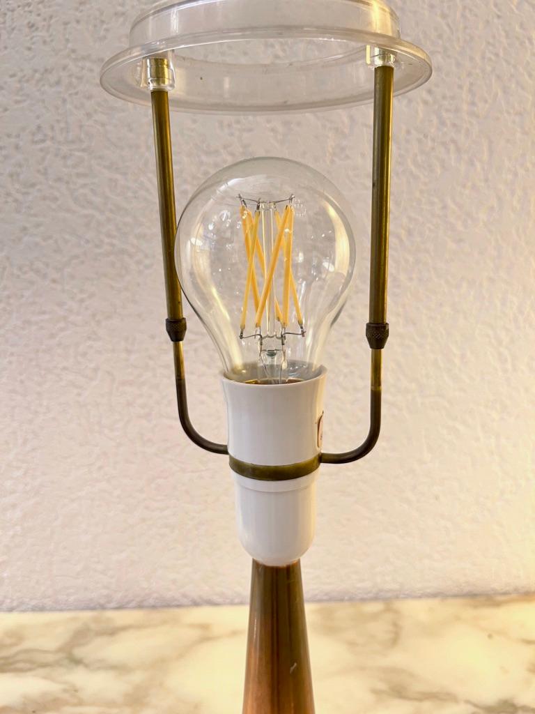 Vintage-Tischlampe aus Kupfer von Jo Hammerborg, hergestellt von Fog&Morup, Dänemark 1960er Jahre im Angebot 4