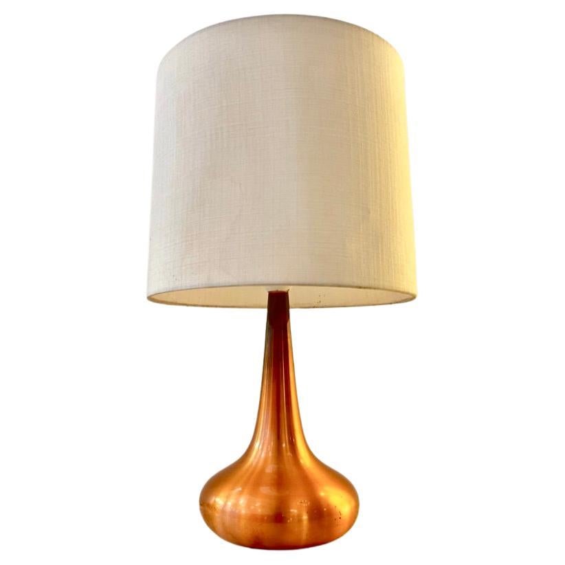Lampe de table vintage en cuivre par Jo Hammerborg produite par Fog&Morup, Danemark années 1960 en vente