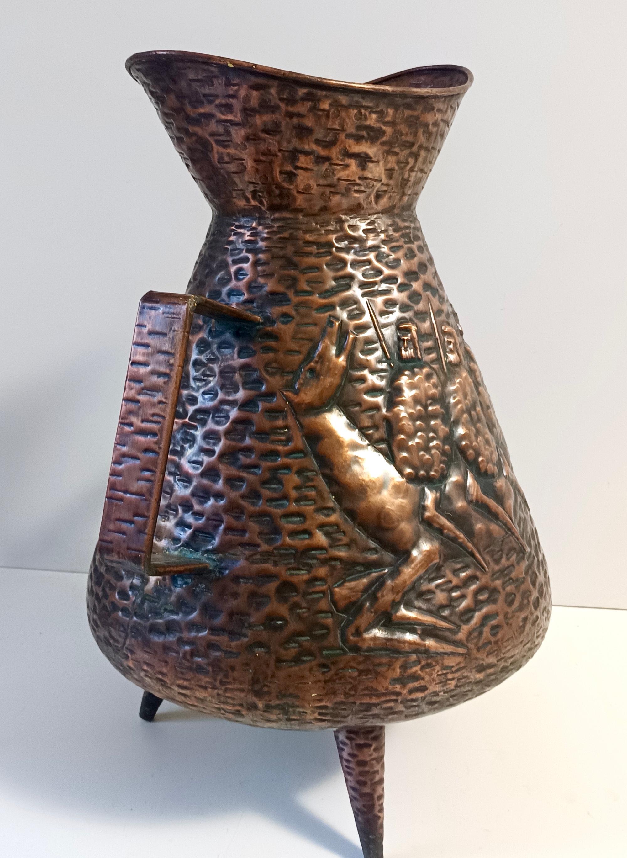 Mid-20th Century Vintage Copper Umbrella Stand / Vase Attr. to Angelo Bragalini, Italy For Sale
