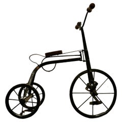 Vintage Kopie eines Pedal-Dreirads aus dem 19.