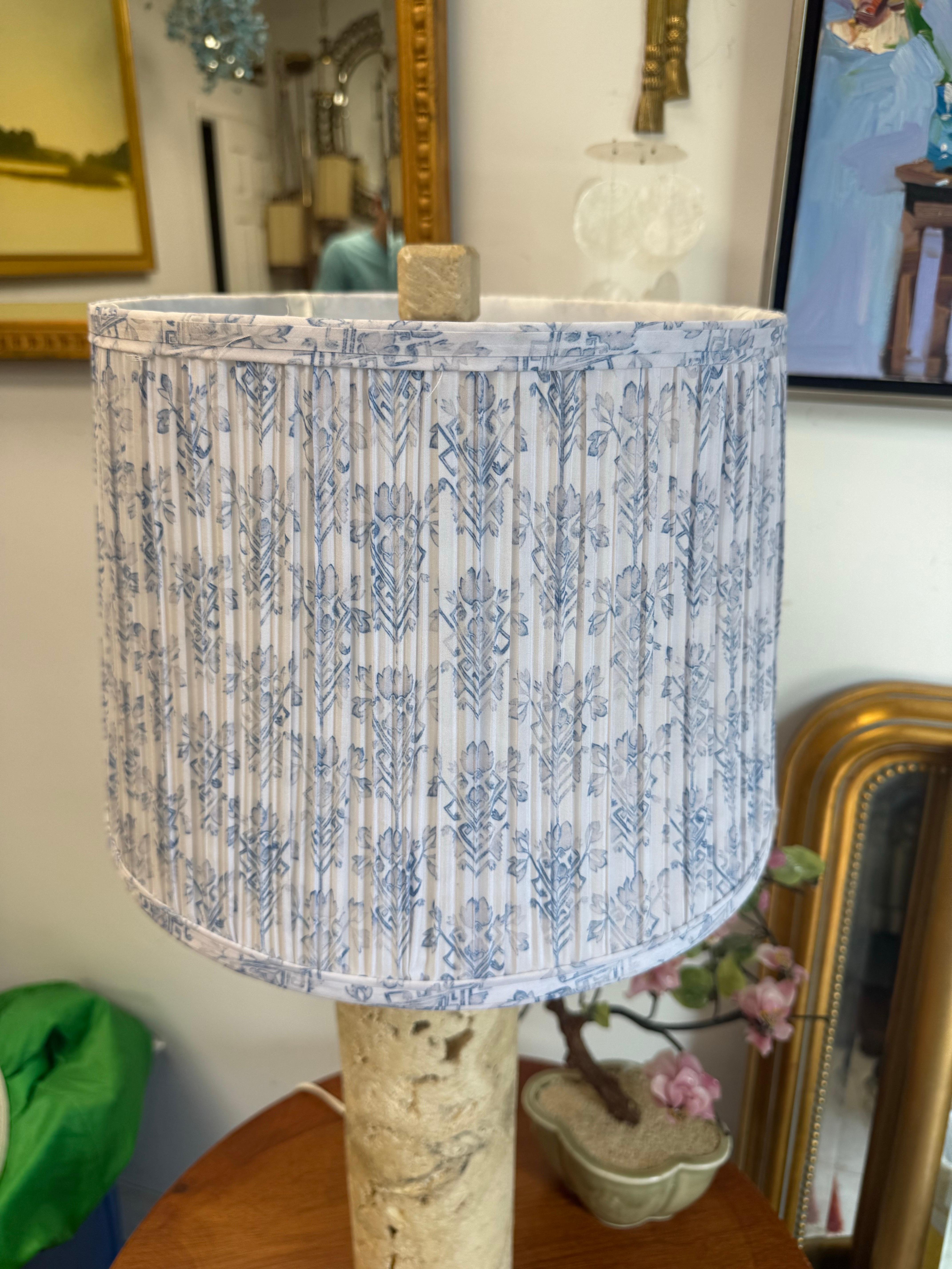 Unknown Vintage Coquina Stone / Key Stone Base Cylindrical Table Lamp For Sale