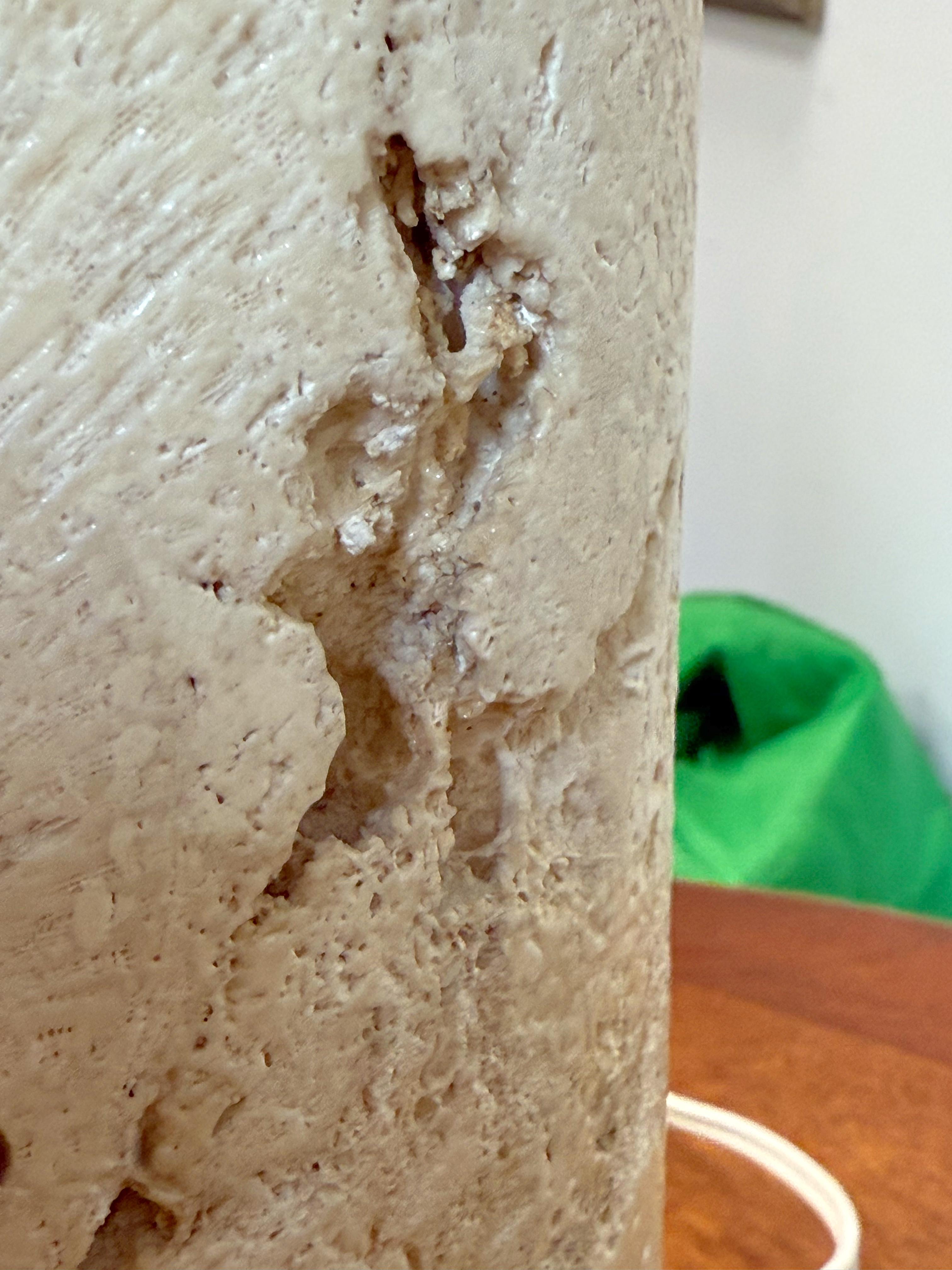 20th Century Vintage Coquina Stone / Key Stone Base Cylindrical Table Lamp For Sale