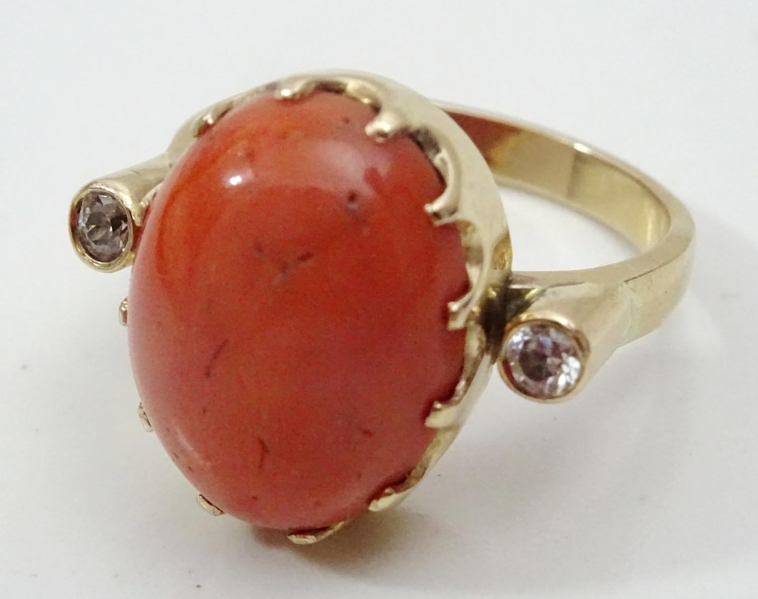 Women's Vintage Coral and Diamond 14 karat Gold Ring For Sale